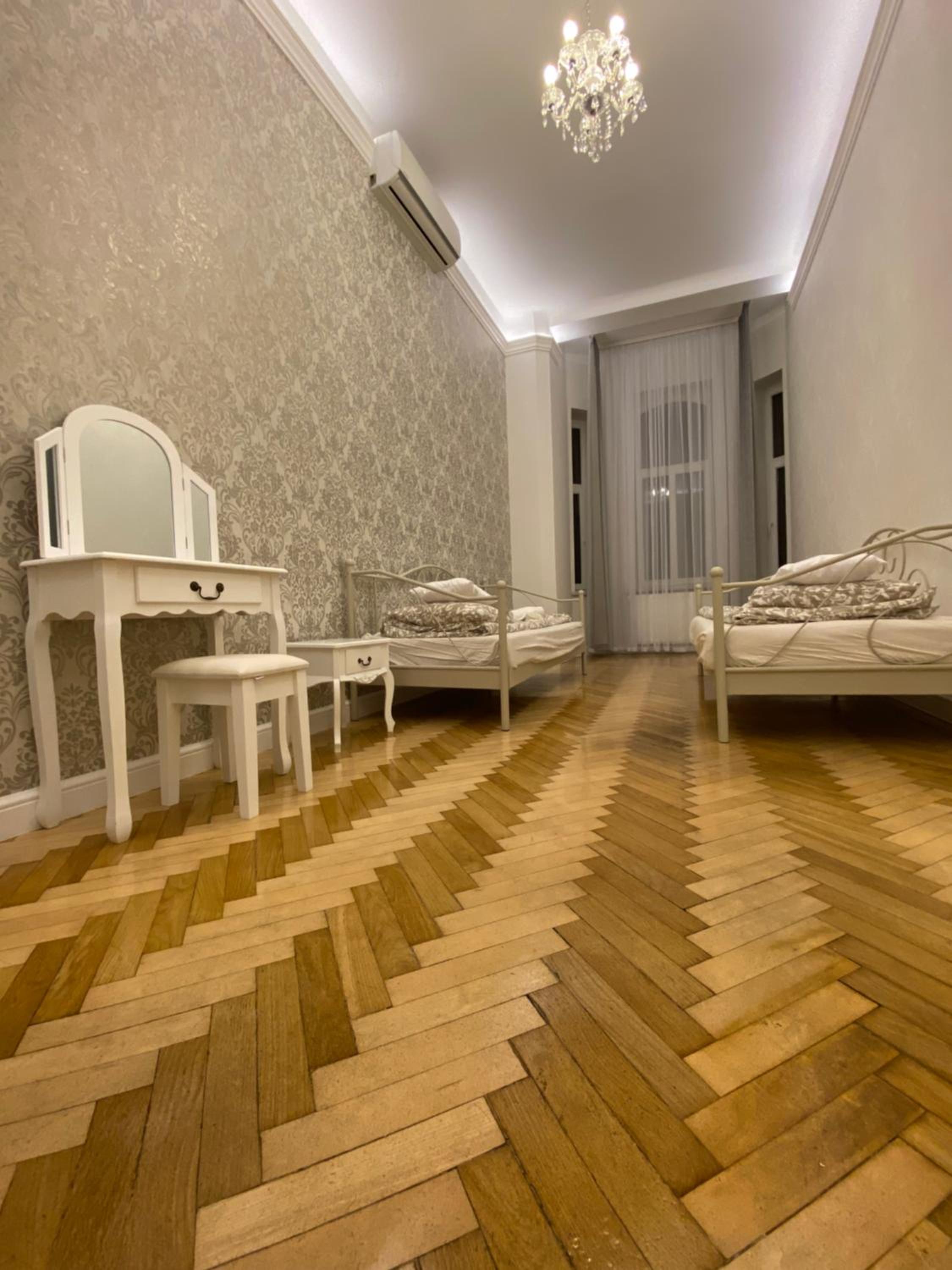 ROYAL Apartments