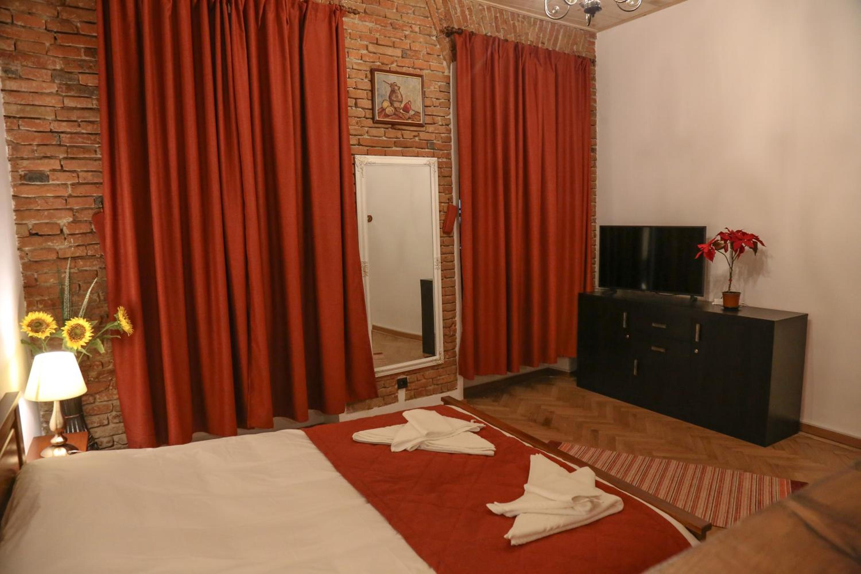 Apartamentul 16 view 3