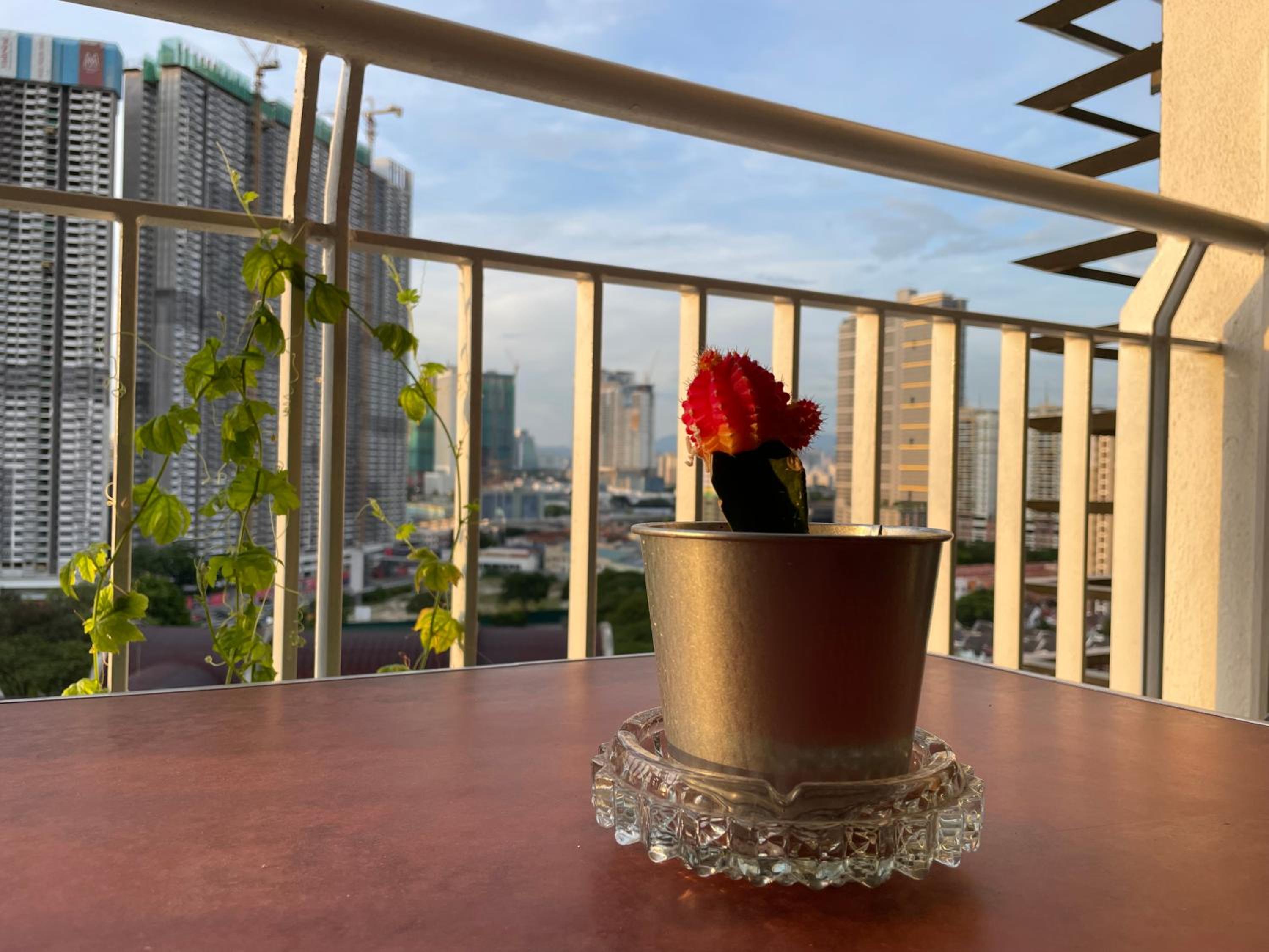 Private Jacuzzi Staycation at KL City 1014