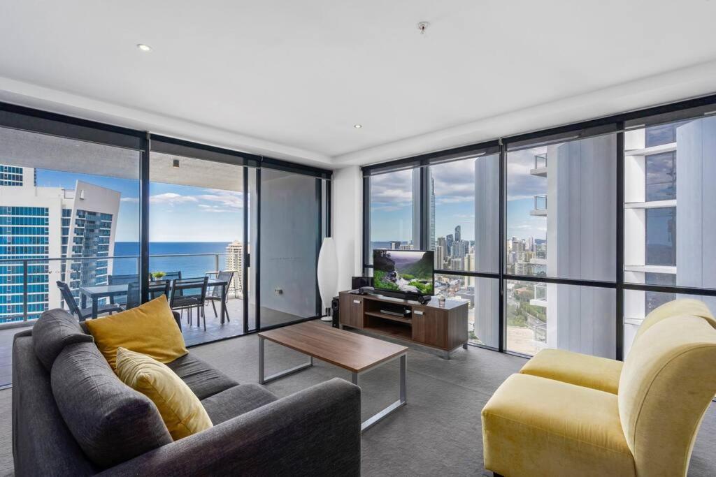 Circle on Cavill - Hosted by Coastal Letting Co.