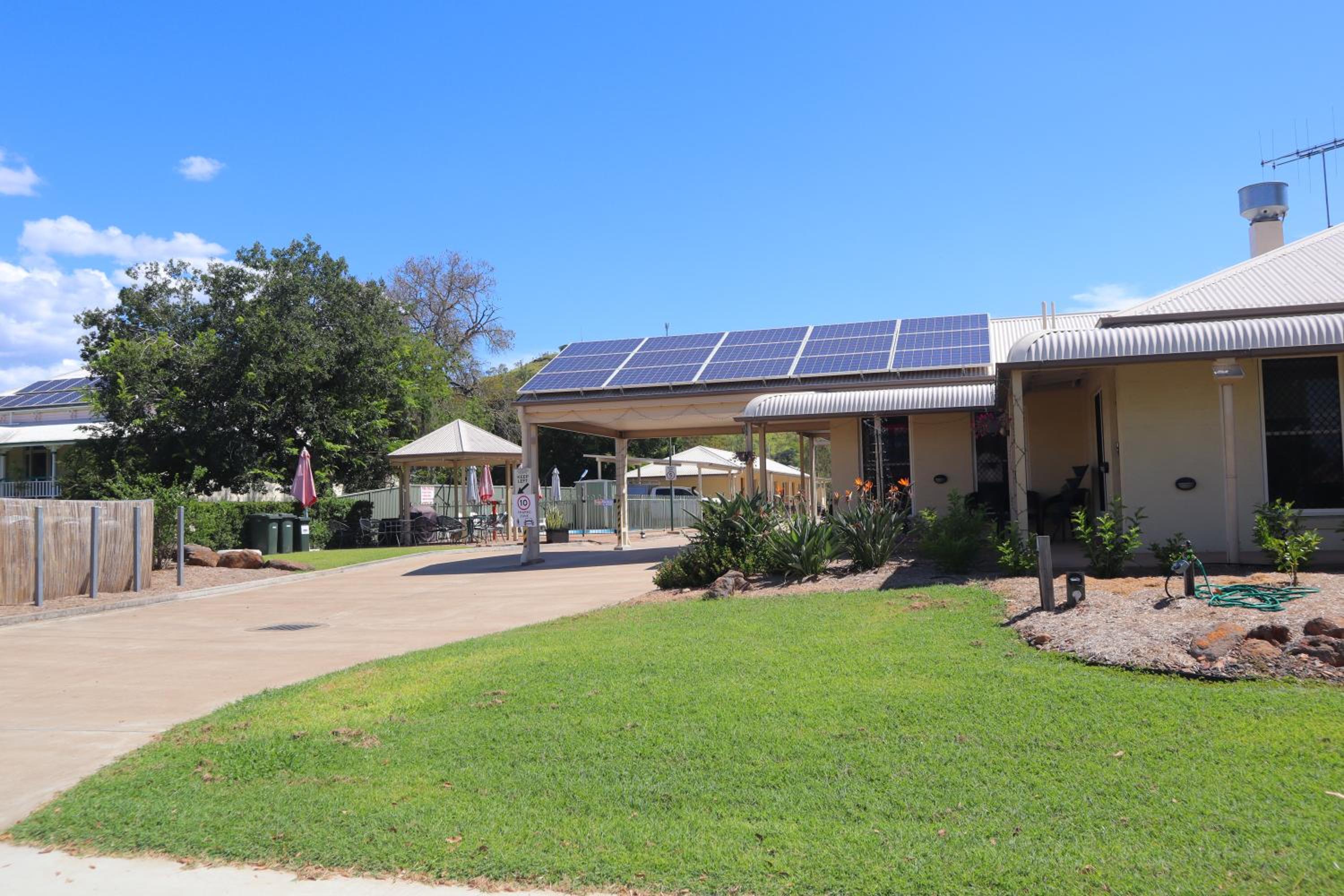 Country Roads Motor Inn Gayndah