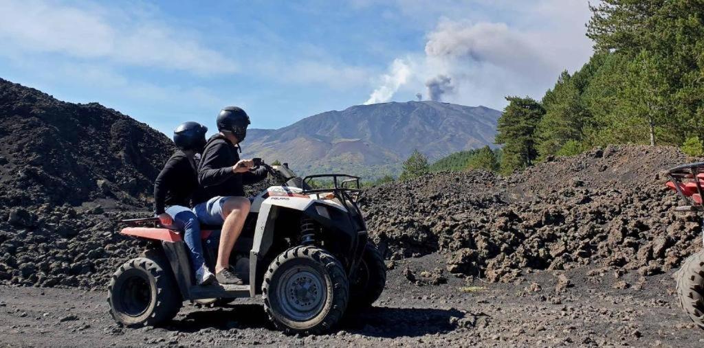 Etnasentieri Wine house on Etna mount