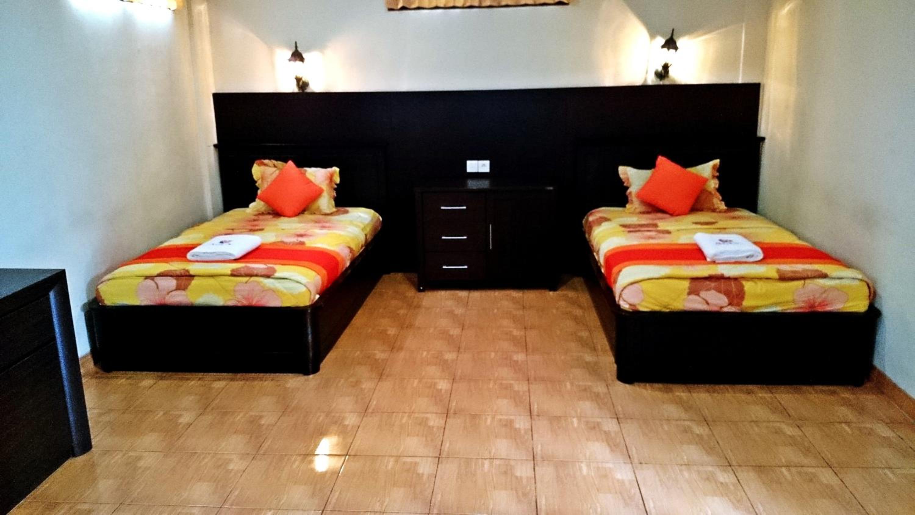 Agus Beach Inn