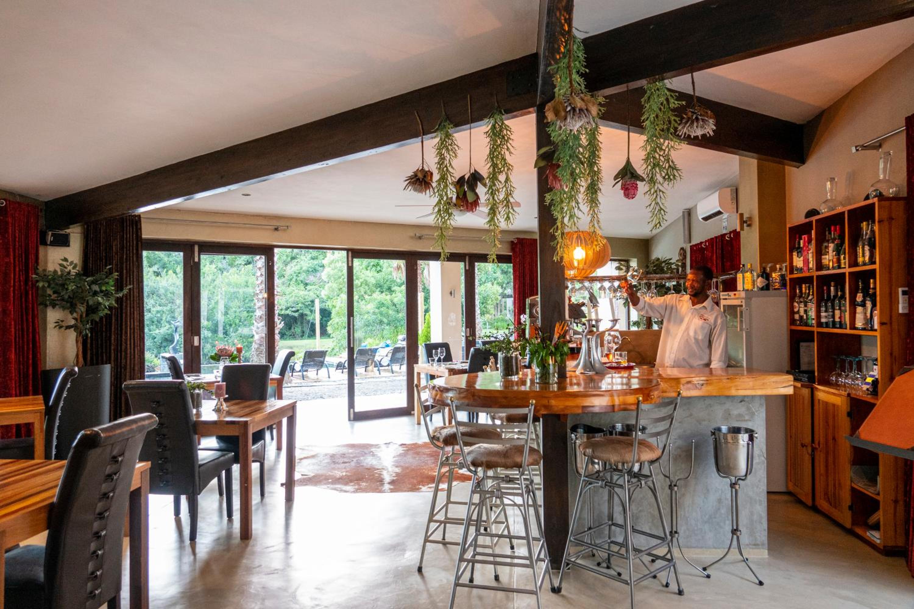 Lily Pond Country Lodge