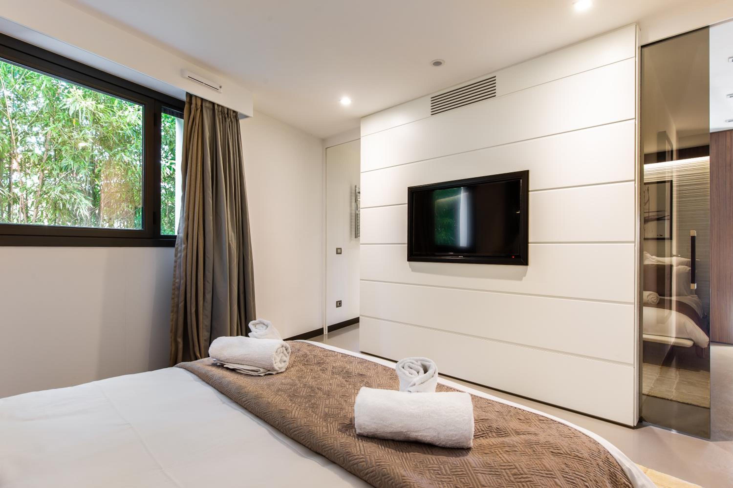 Luxury Apartments Jardins d'ARLIAS by Sweett