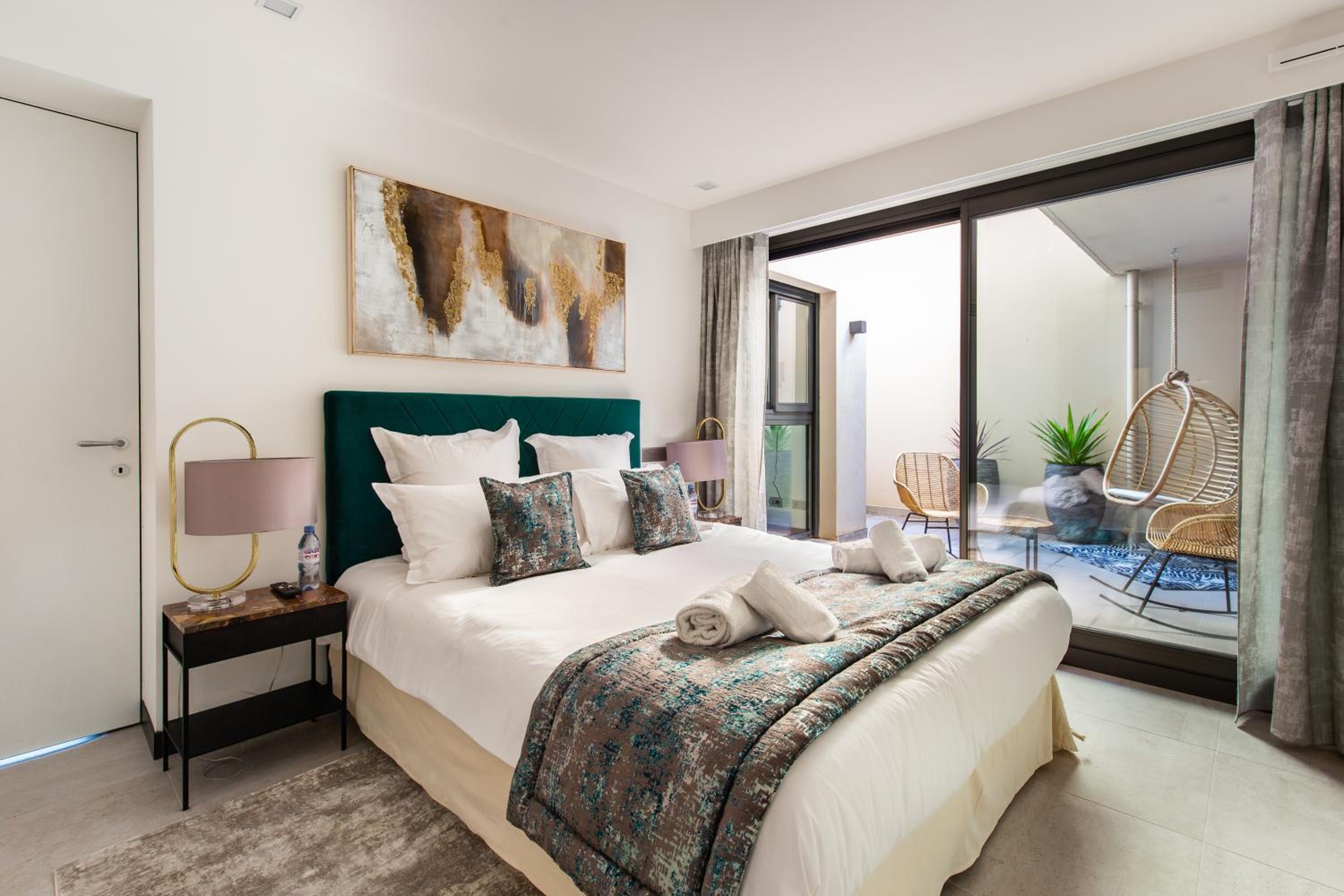 Luxury Apartments Jardins d'ARLIAS by Sweett