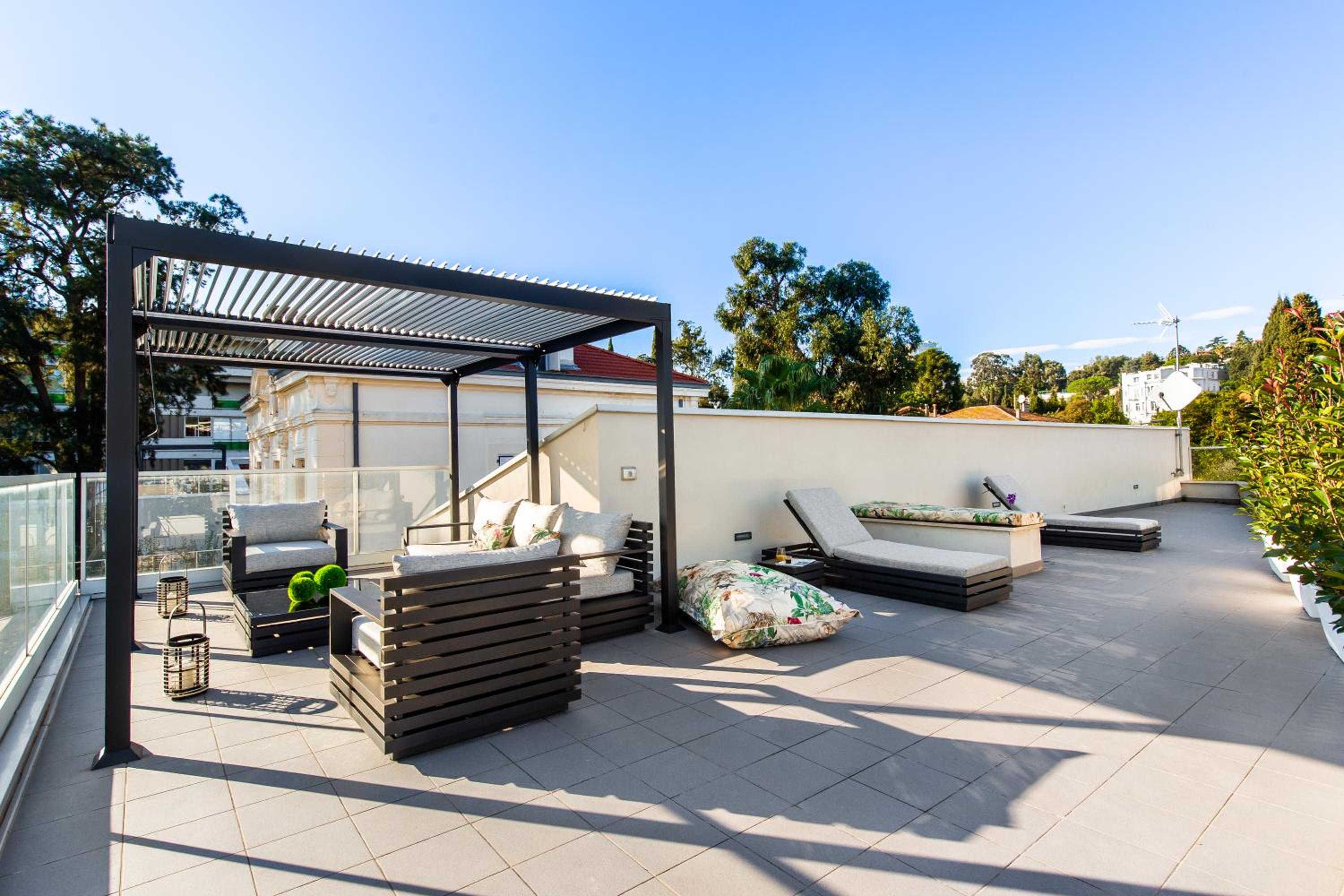 Luxury Apartments Jardins d'ARLIAS by Sweett