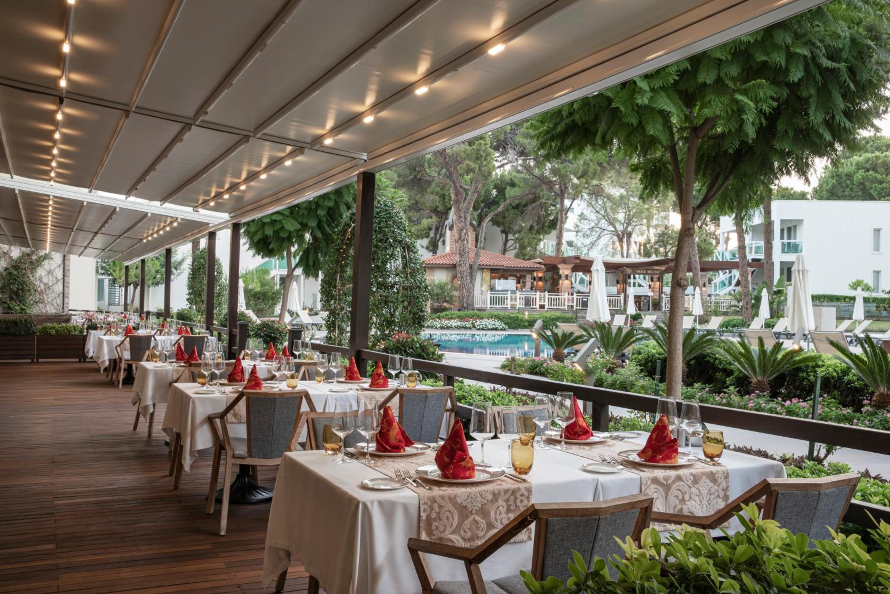 dining
