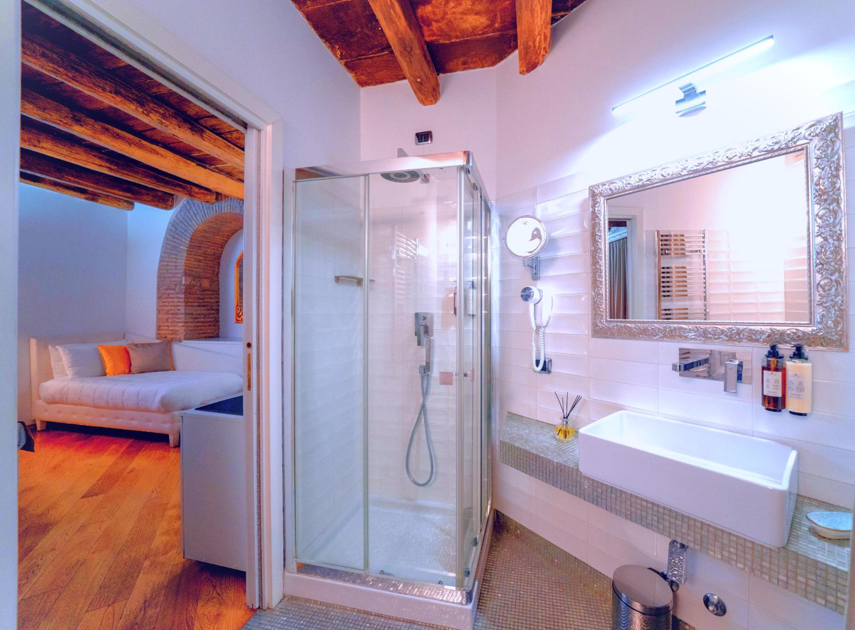 Maison Spagna Suites