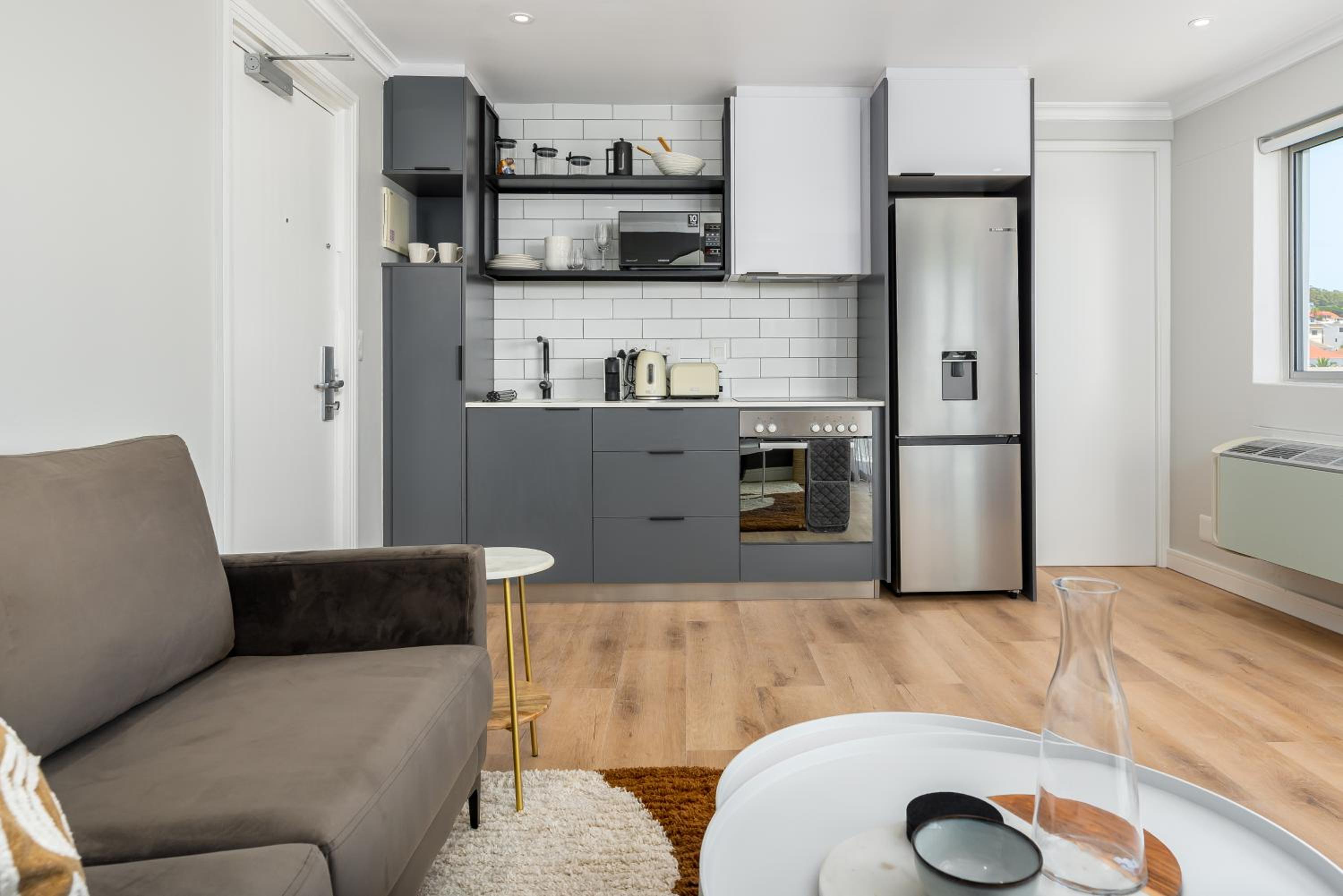 Point Break Luxury Apartments photo 221 of 255