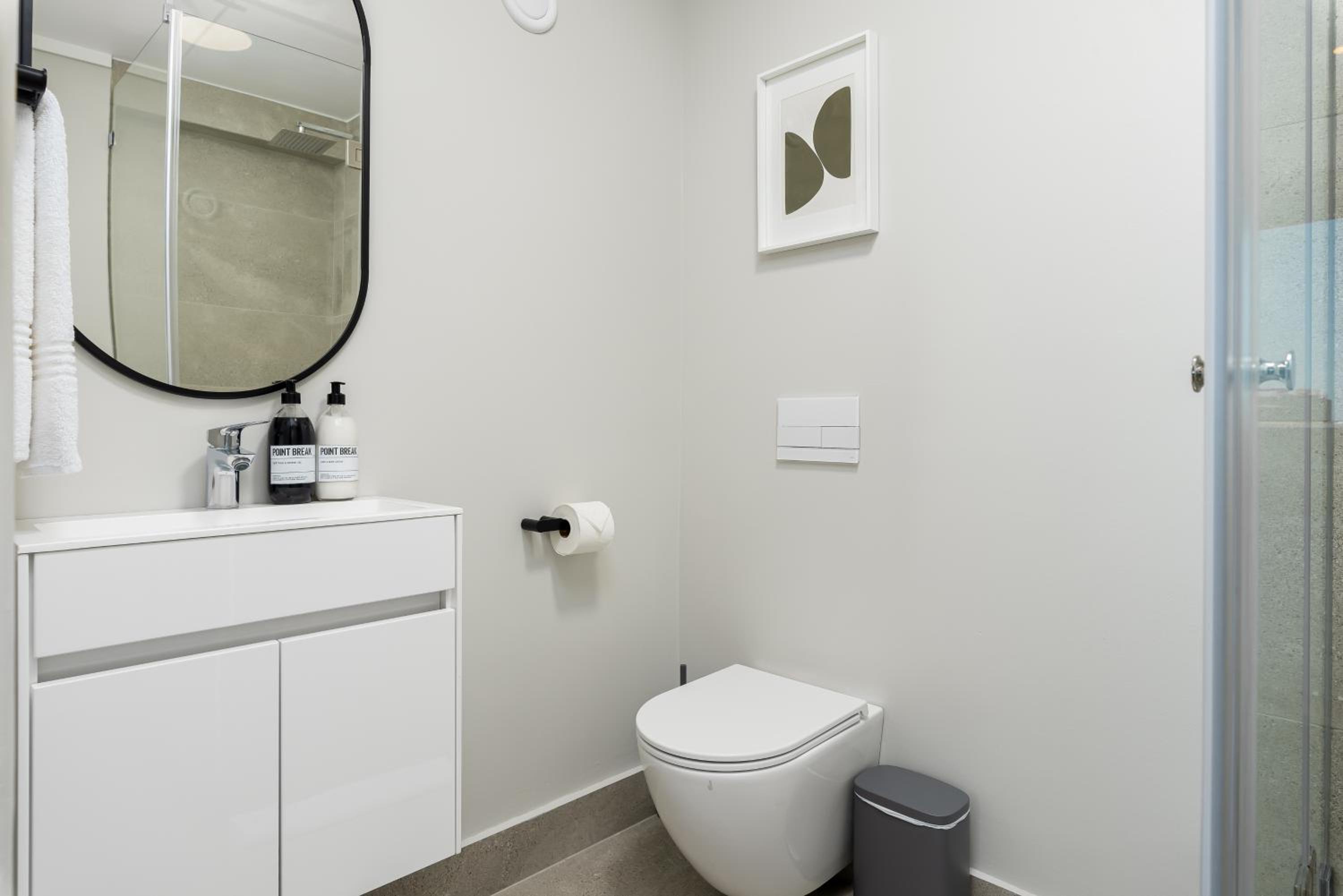 Point Break Luxury Apartments photo 190 of 255
