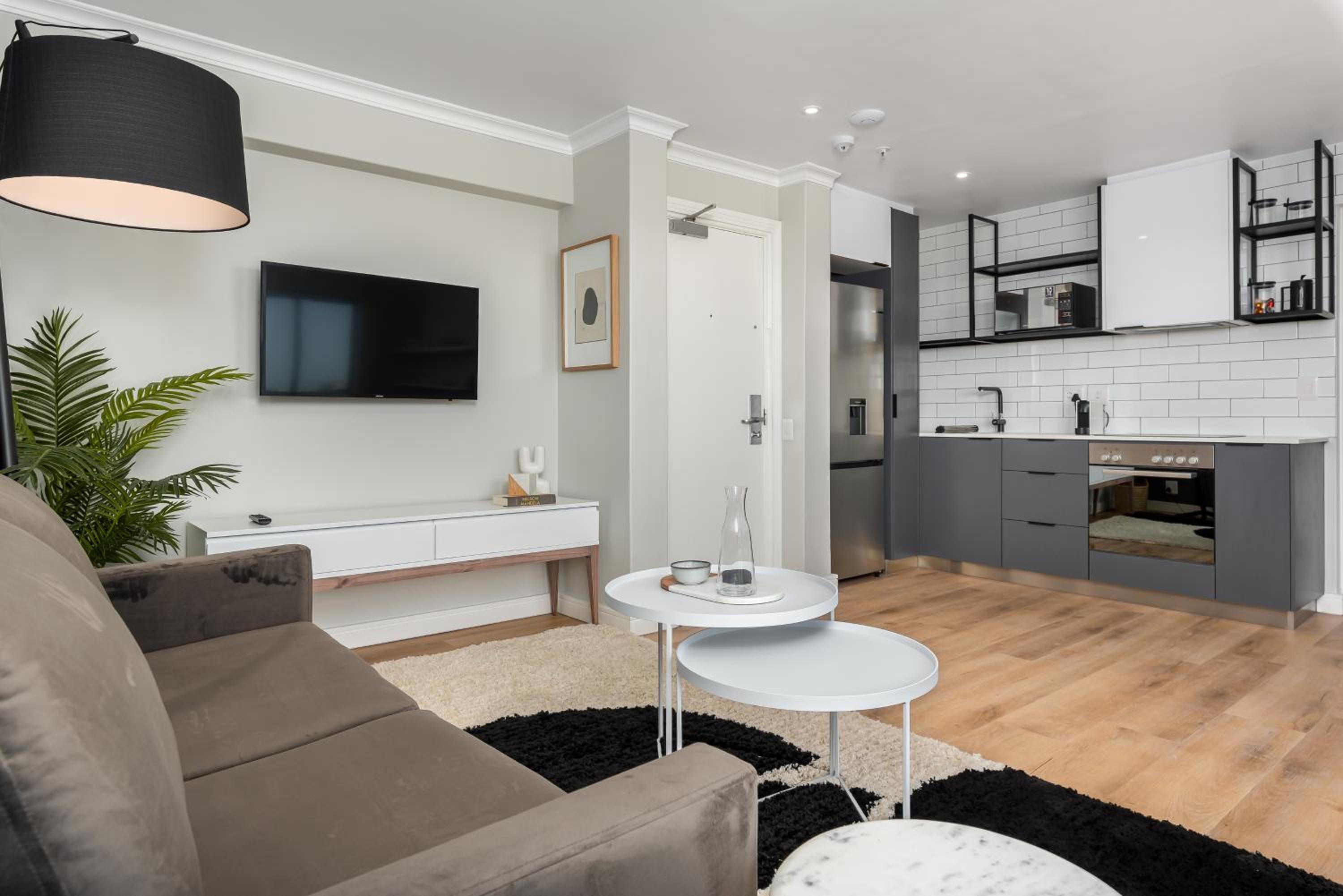 Point Break Luxury Apartments photo 70 of 255
