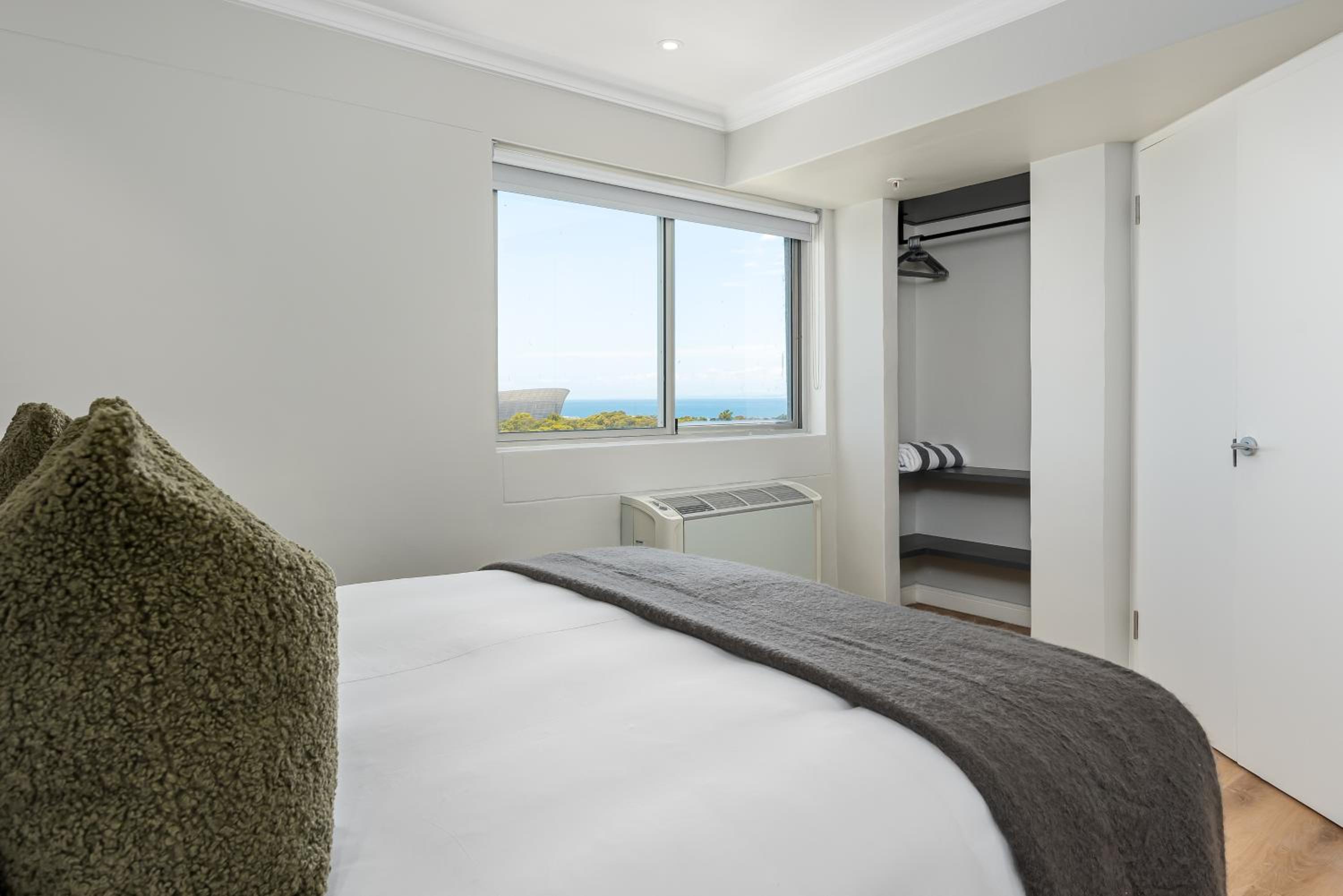 Point Break Luxury Apartments photo 159 of 255