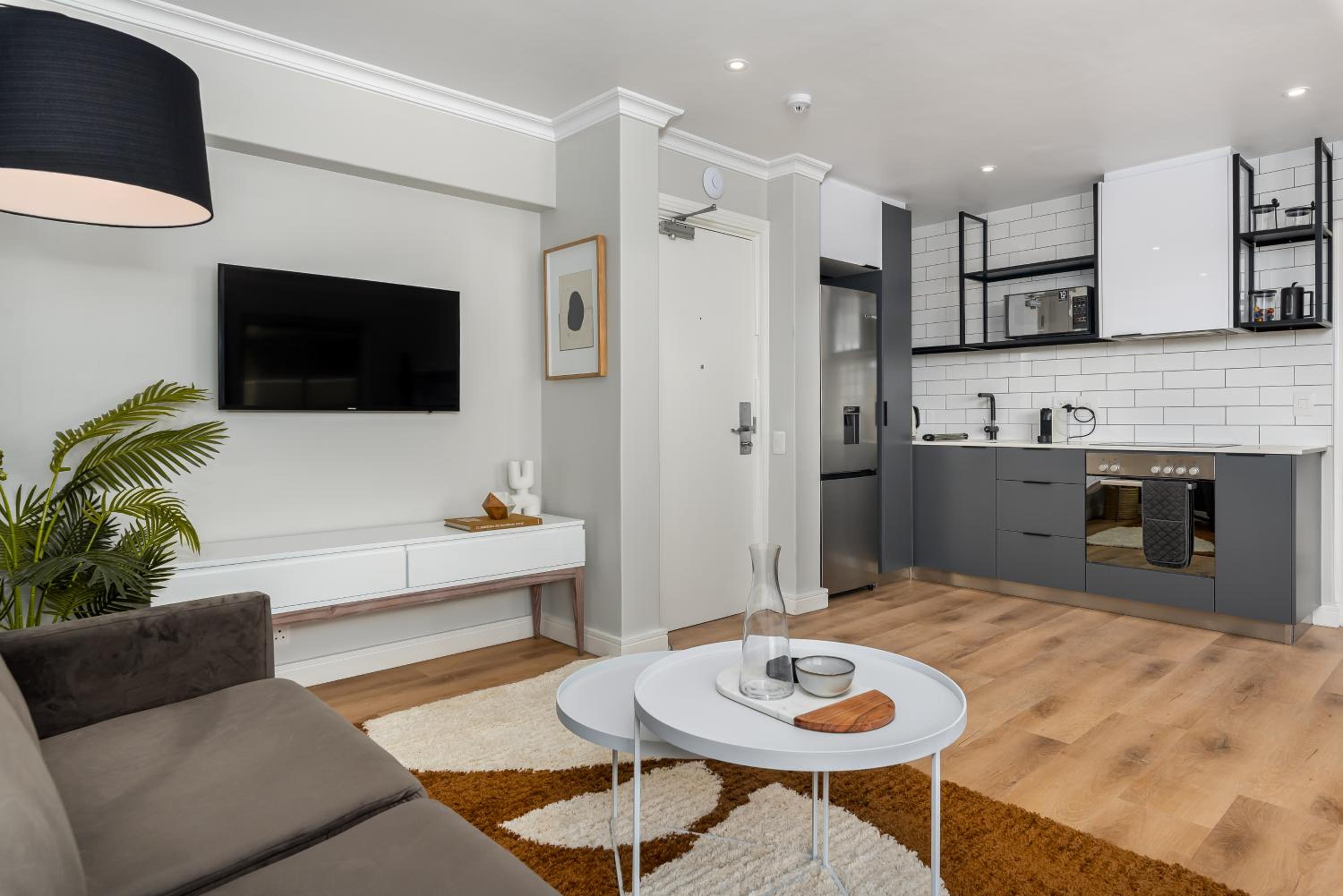 Point Break Luxury Apartments photo 184 of 255