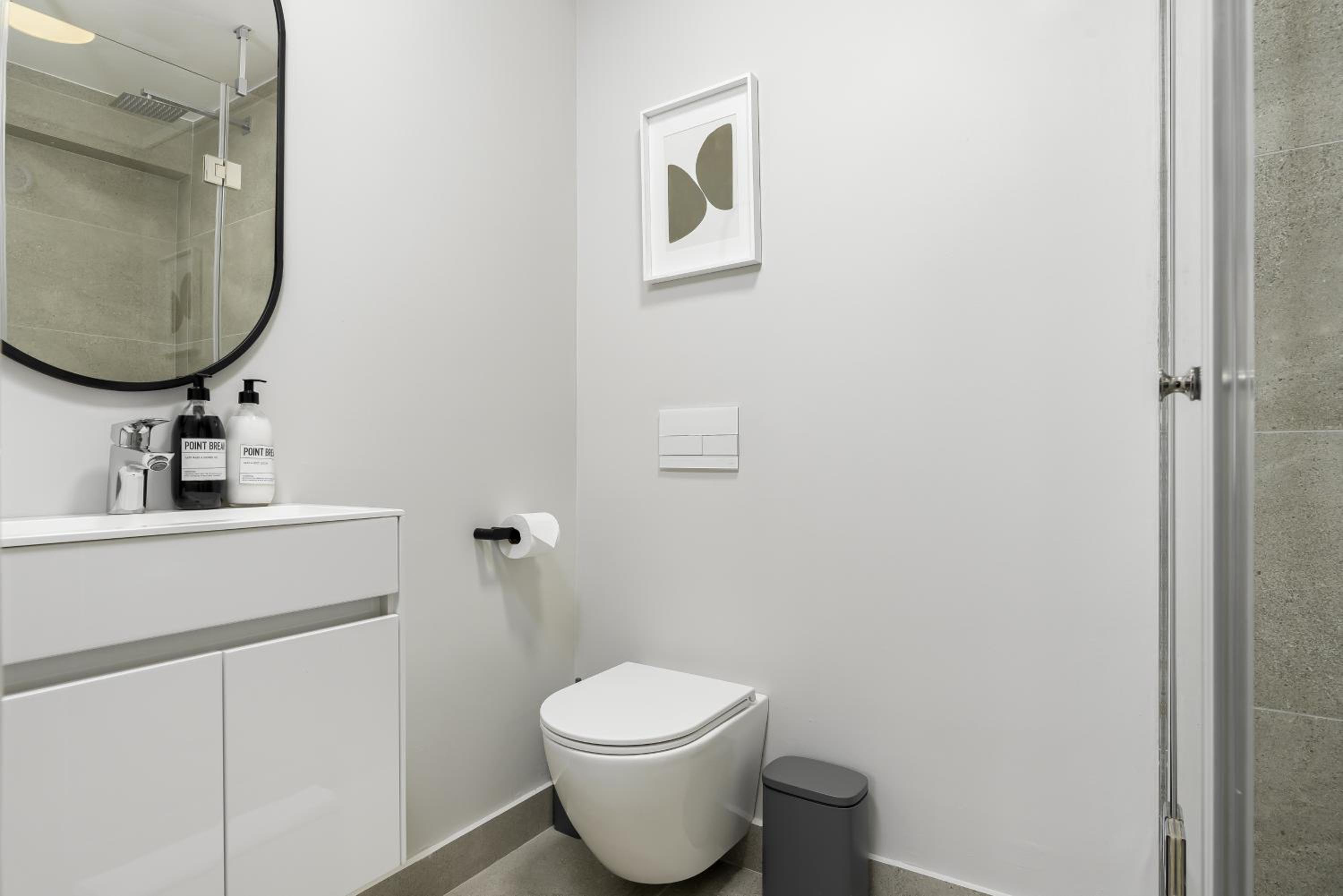 Point Break Luxury Apartments photo 75 of 255