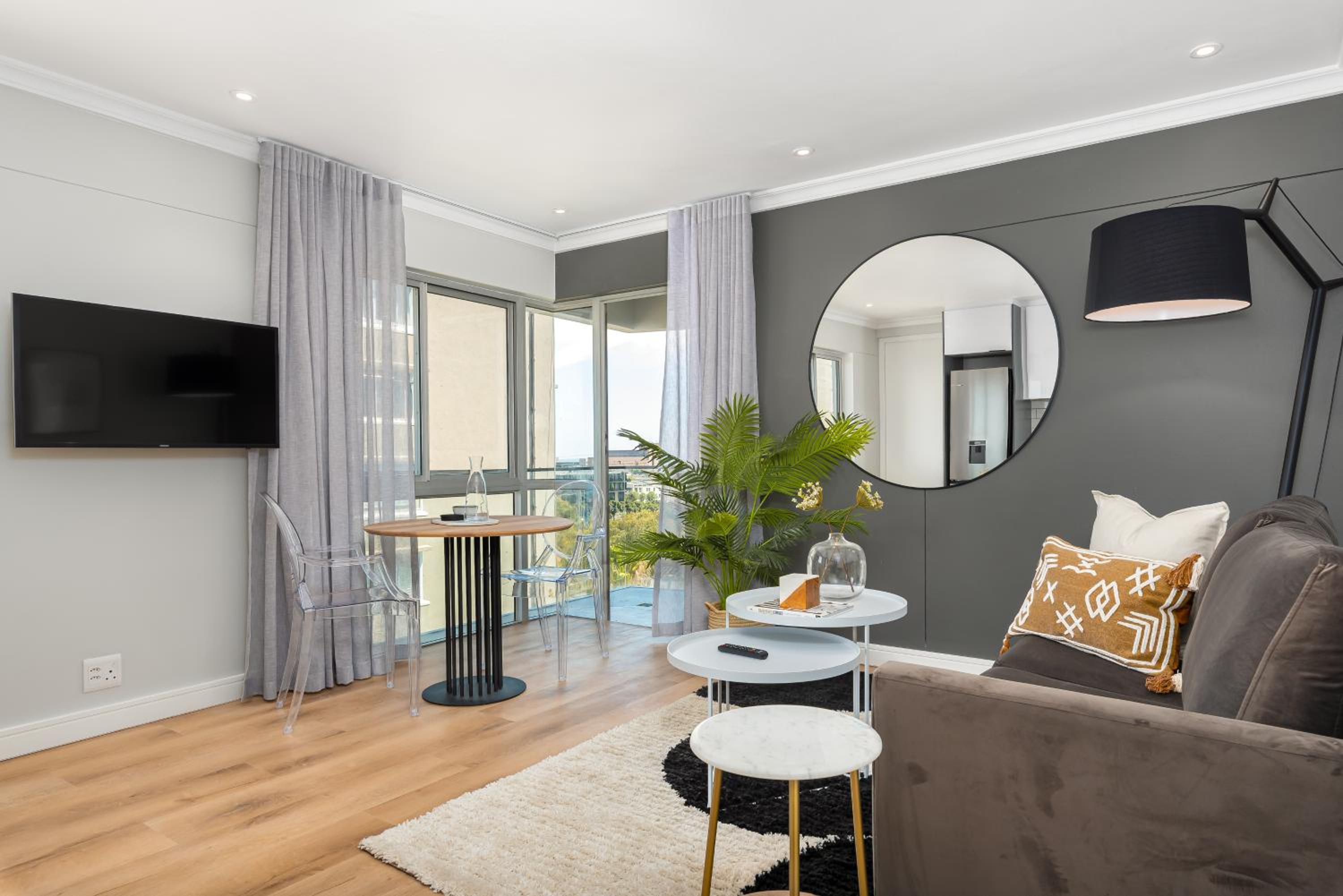 Point Break Luxury Apartments photo 237 of 255