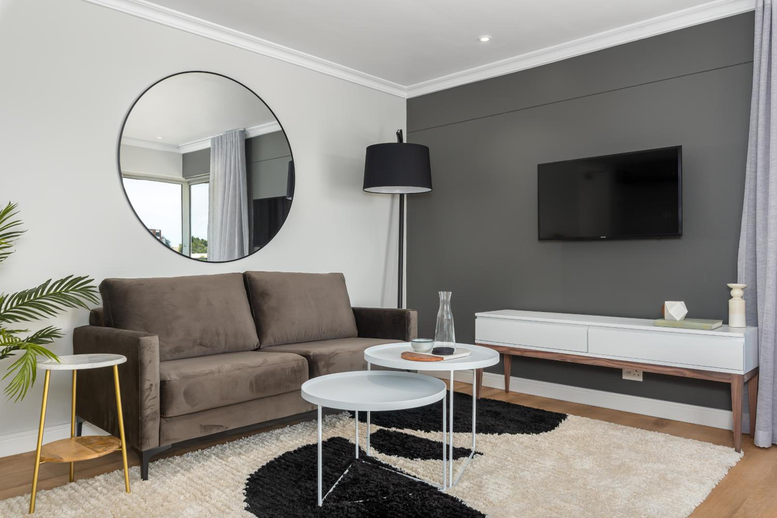 Point Break Luxury Apartments photo 149 of 255