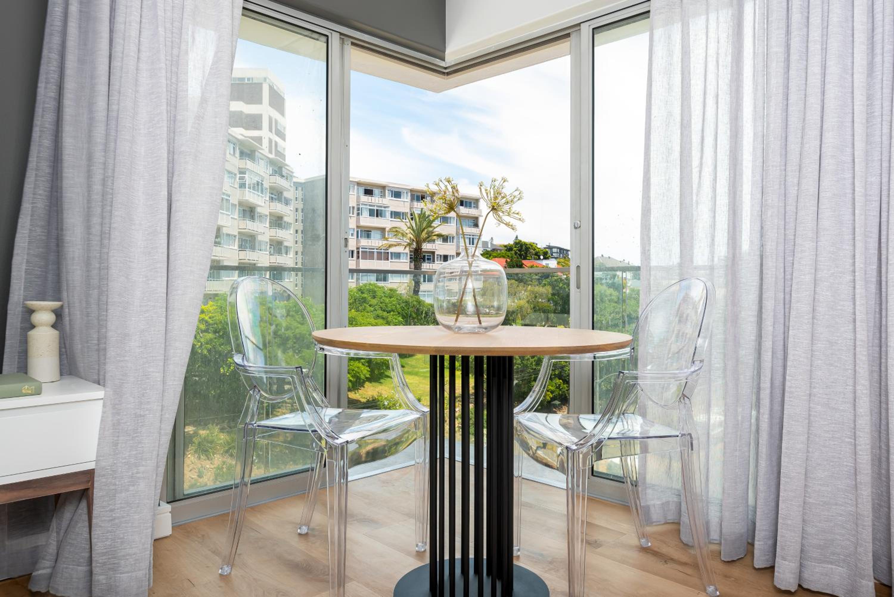 Point Break Luxury Apartments photo 82 of 255