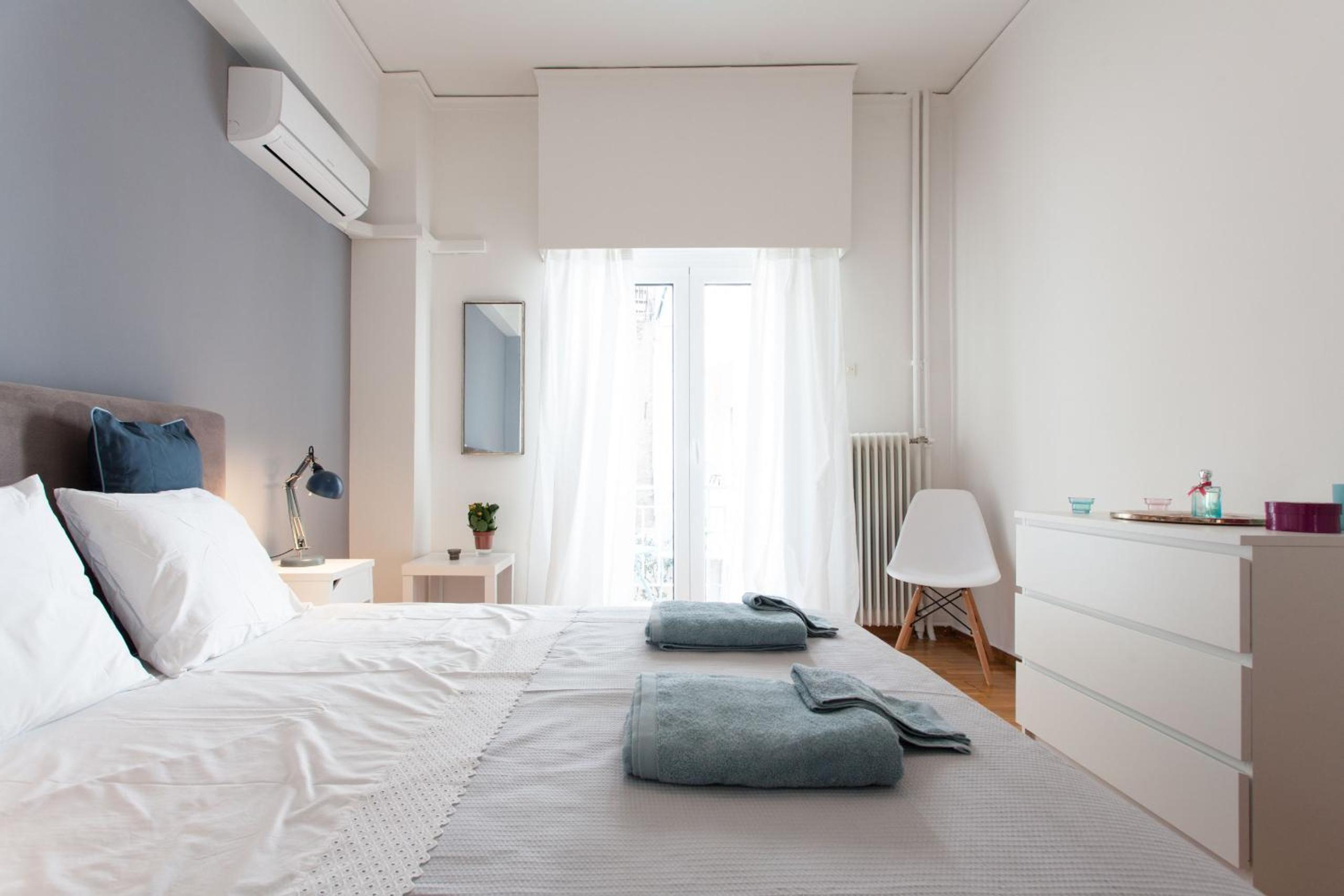 2 bdrm apt for up to 6 guests next to Acropolis museum photo 4