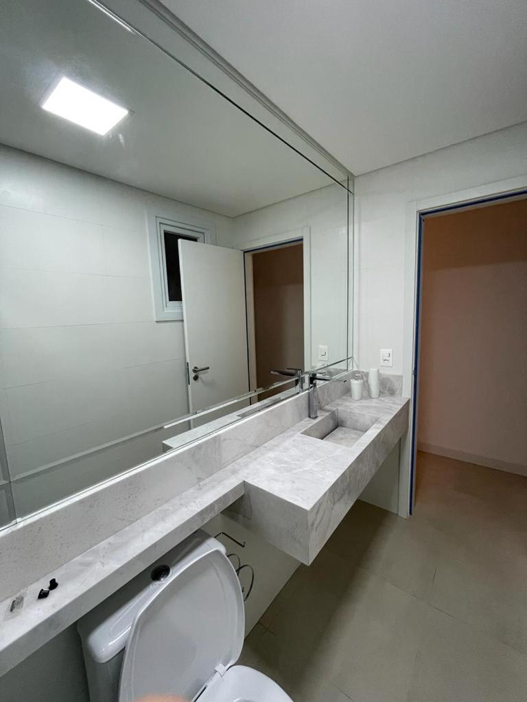 Apartamento 3 quartos com vista ao mar
