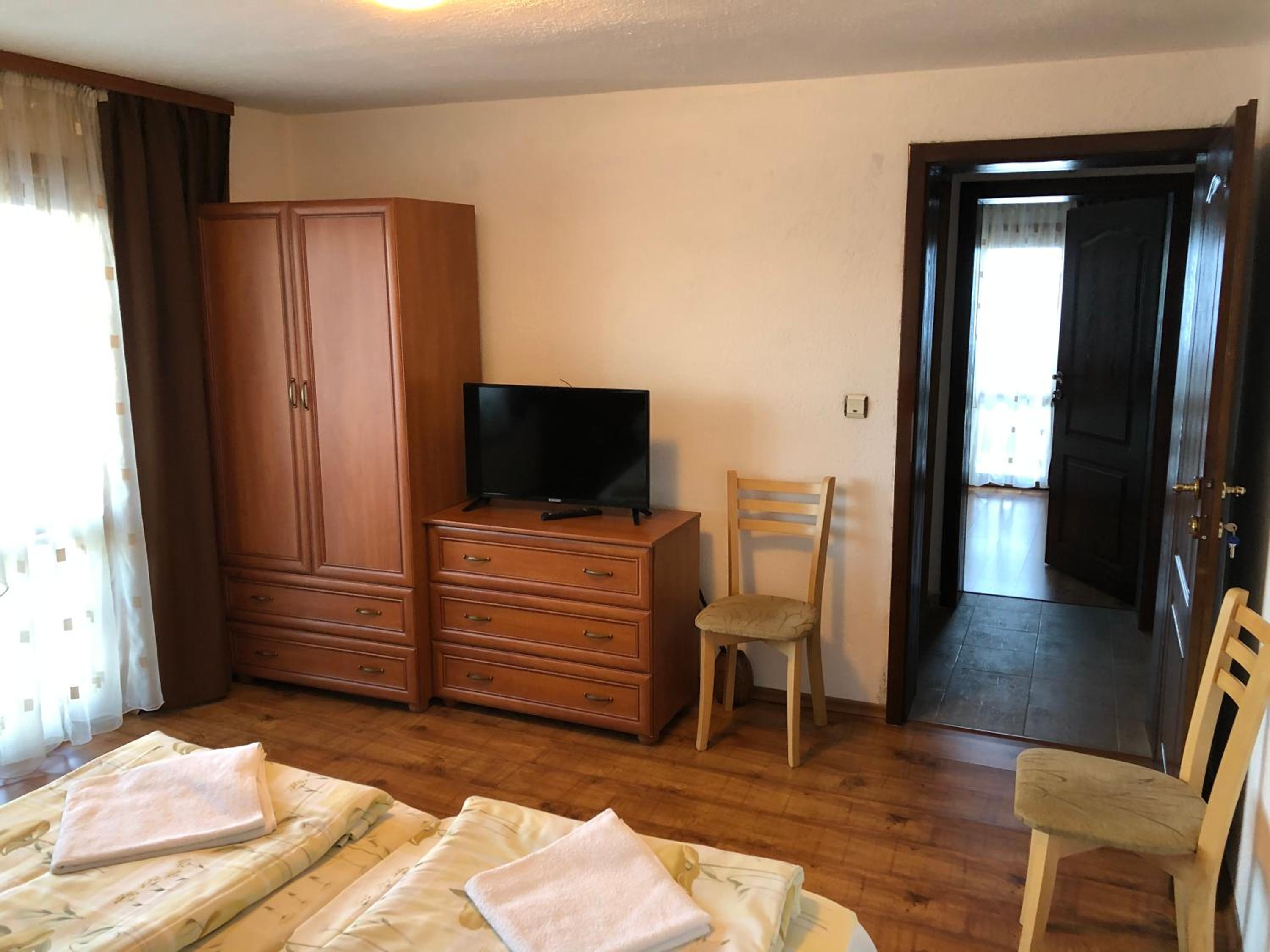 Guest Rooms Vachin