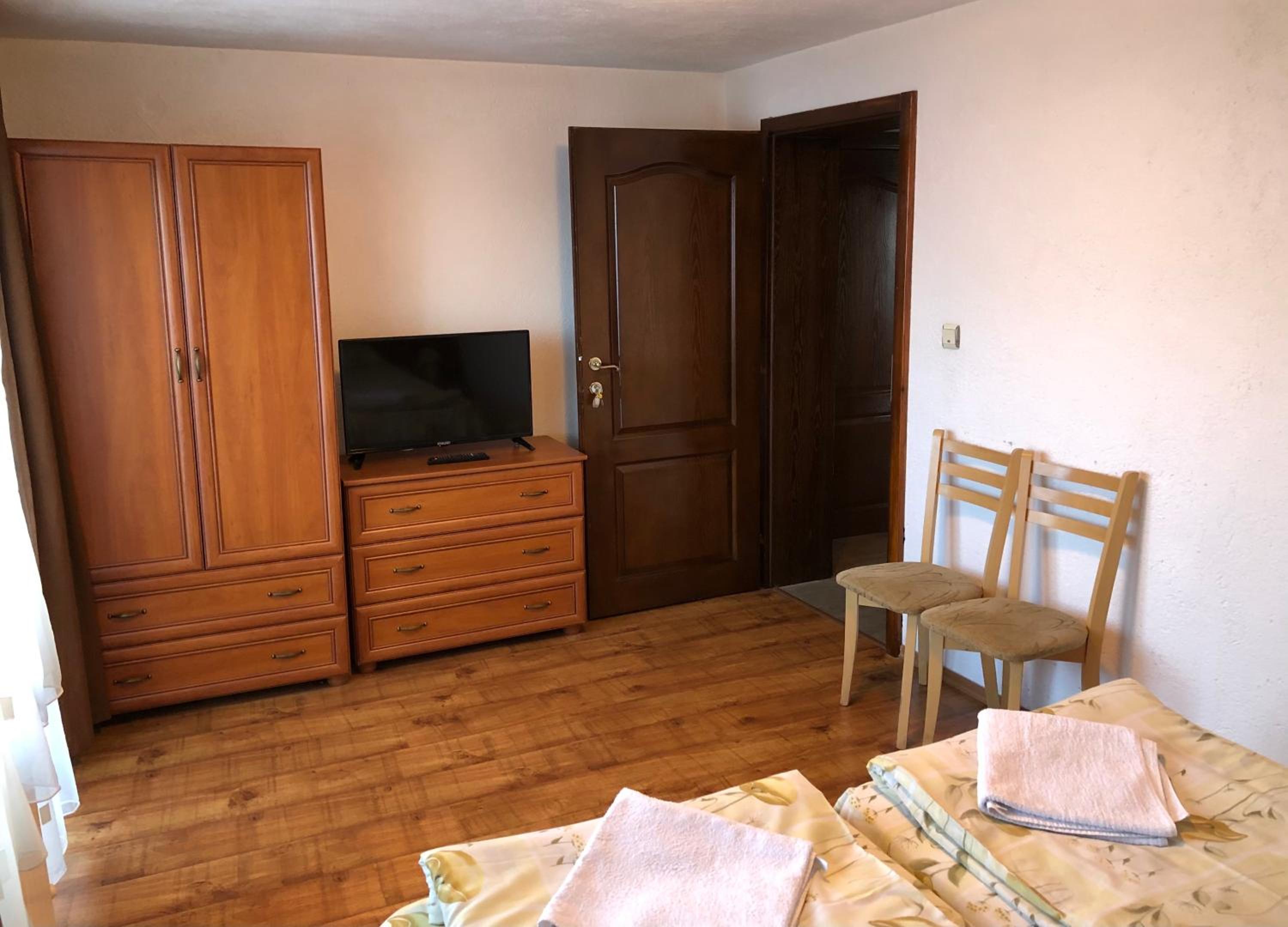 Guest Rooms Vachin
