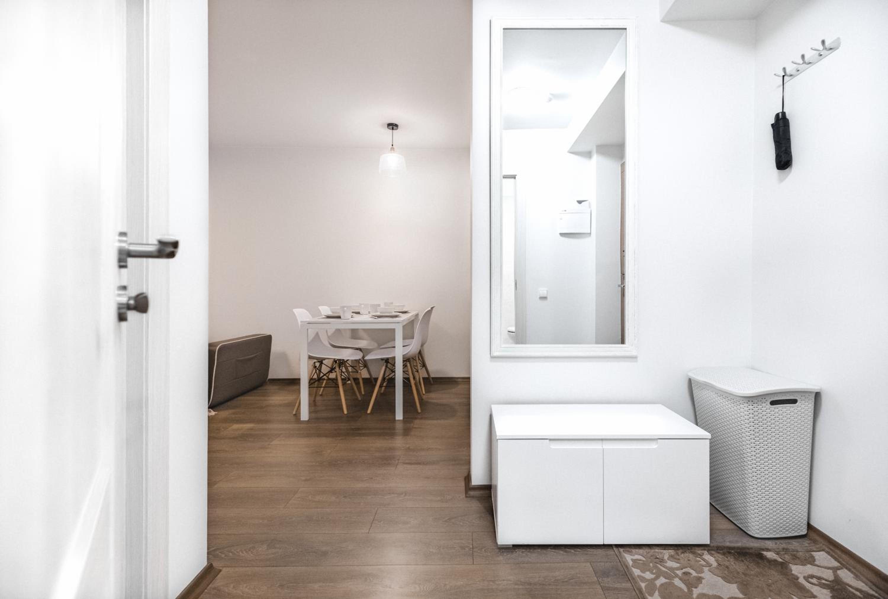 Peaceful apartment next to the park
