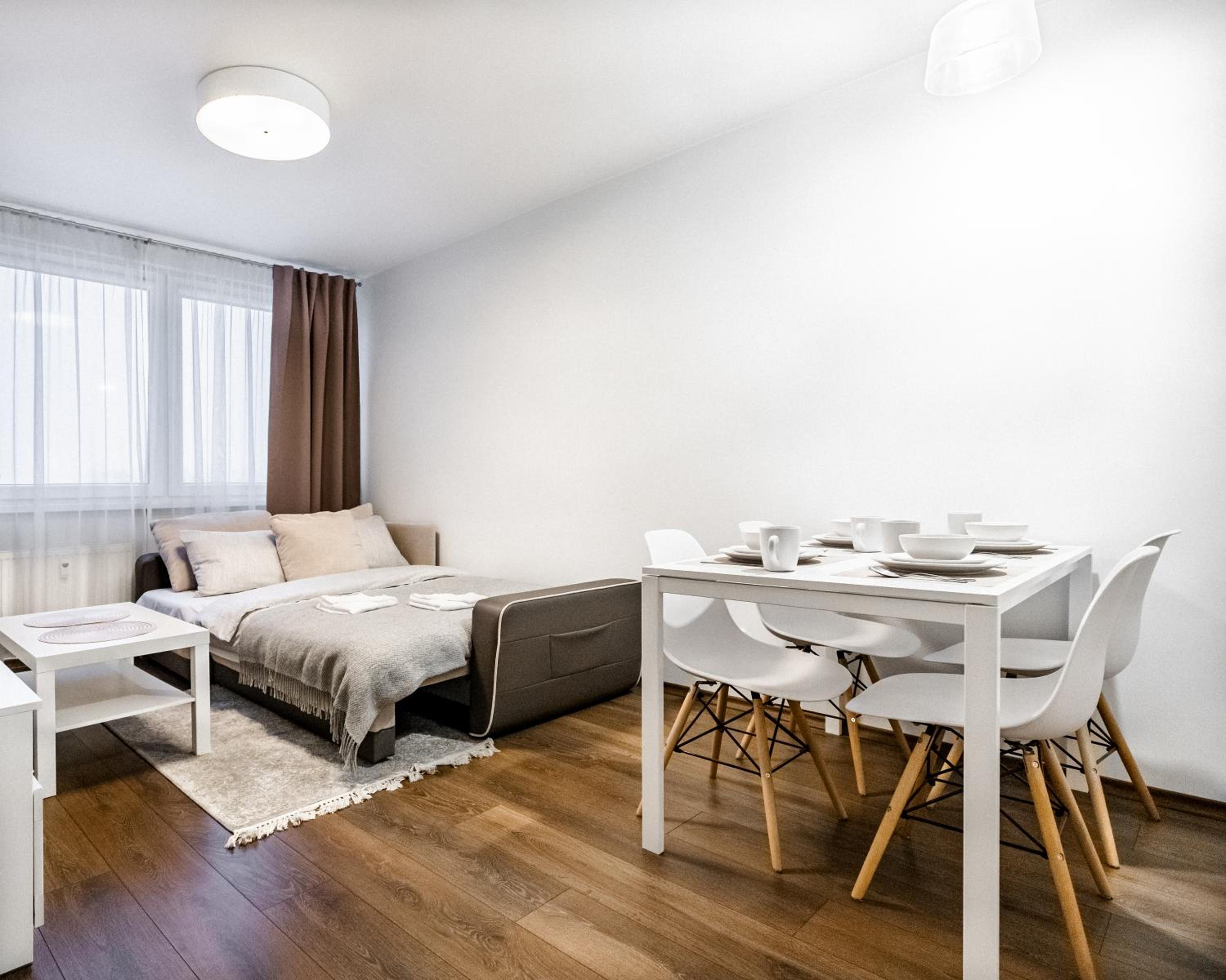 Peaceful apartment next to the park