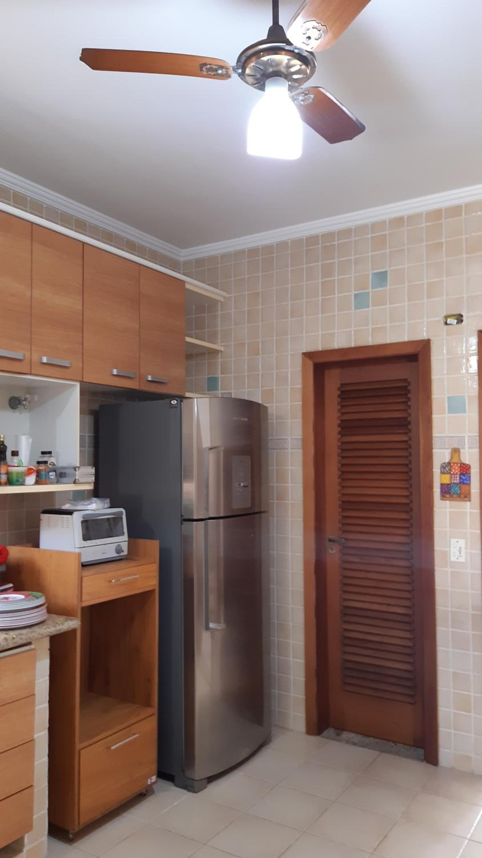 Casa na enseada 3 súite 50m praia