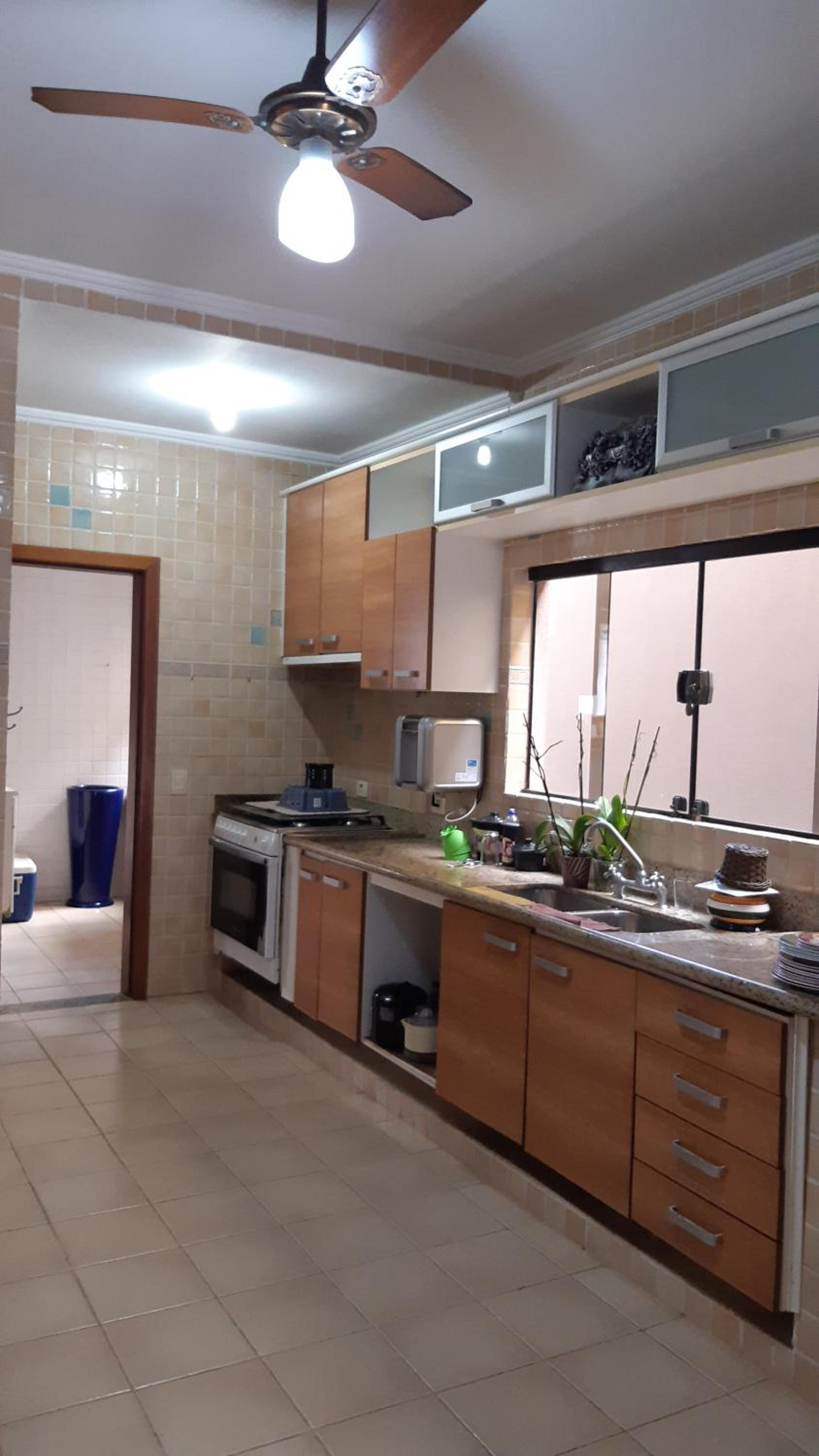 Casa na enseada 3 súite 50m praia
