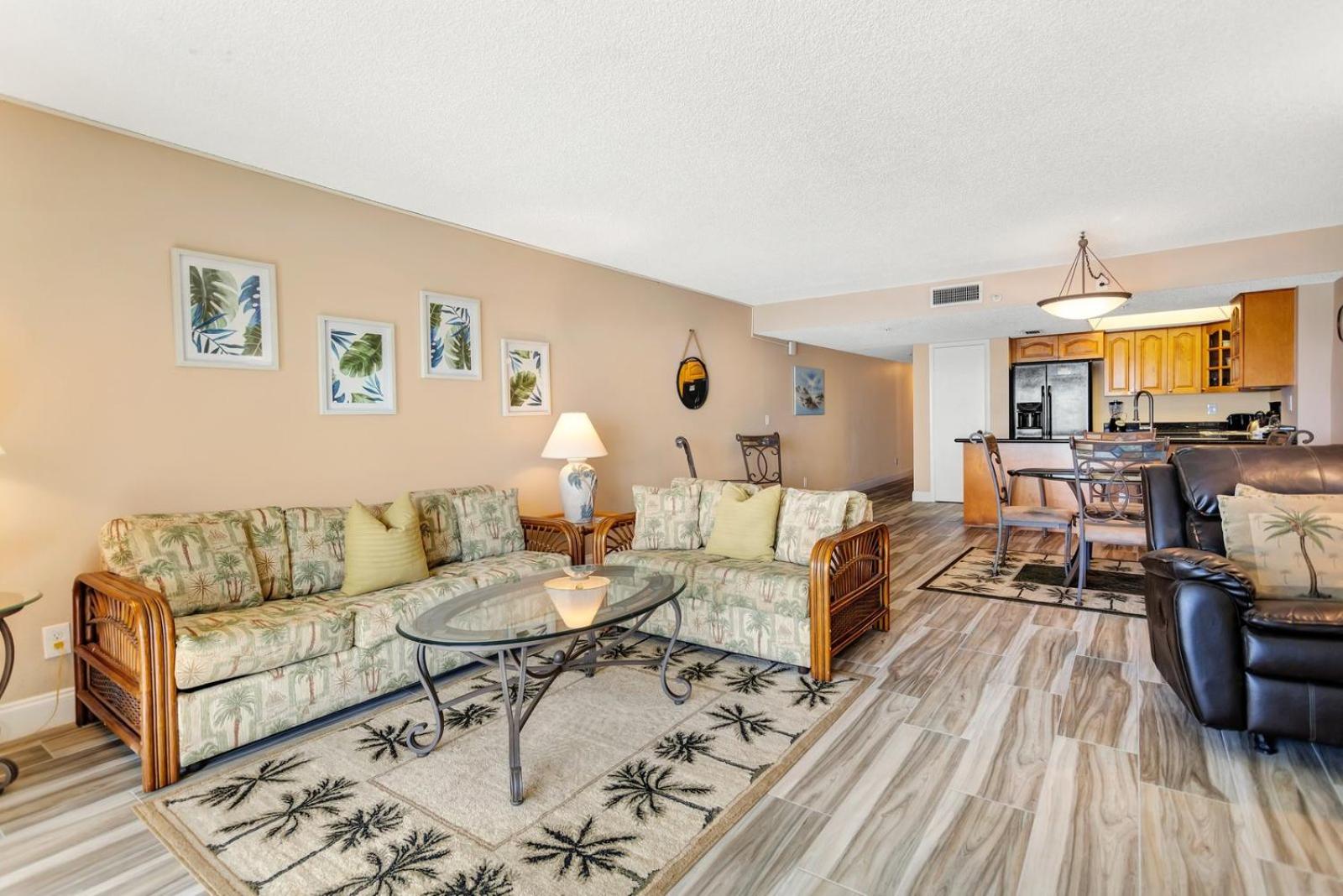 Direct Beachfront 1b 1b Corner - Sandy Shores #301