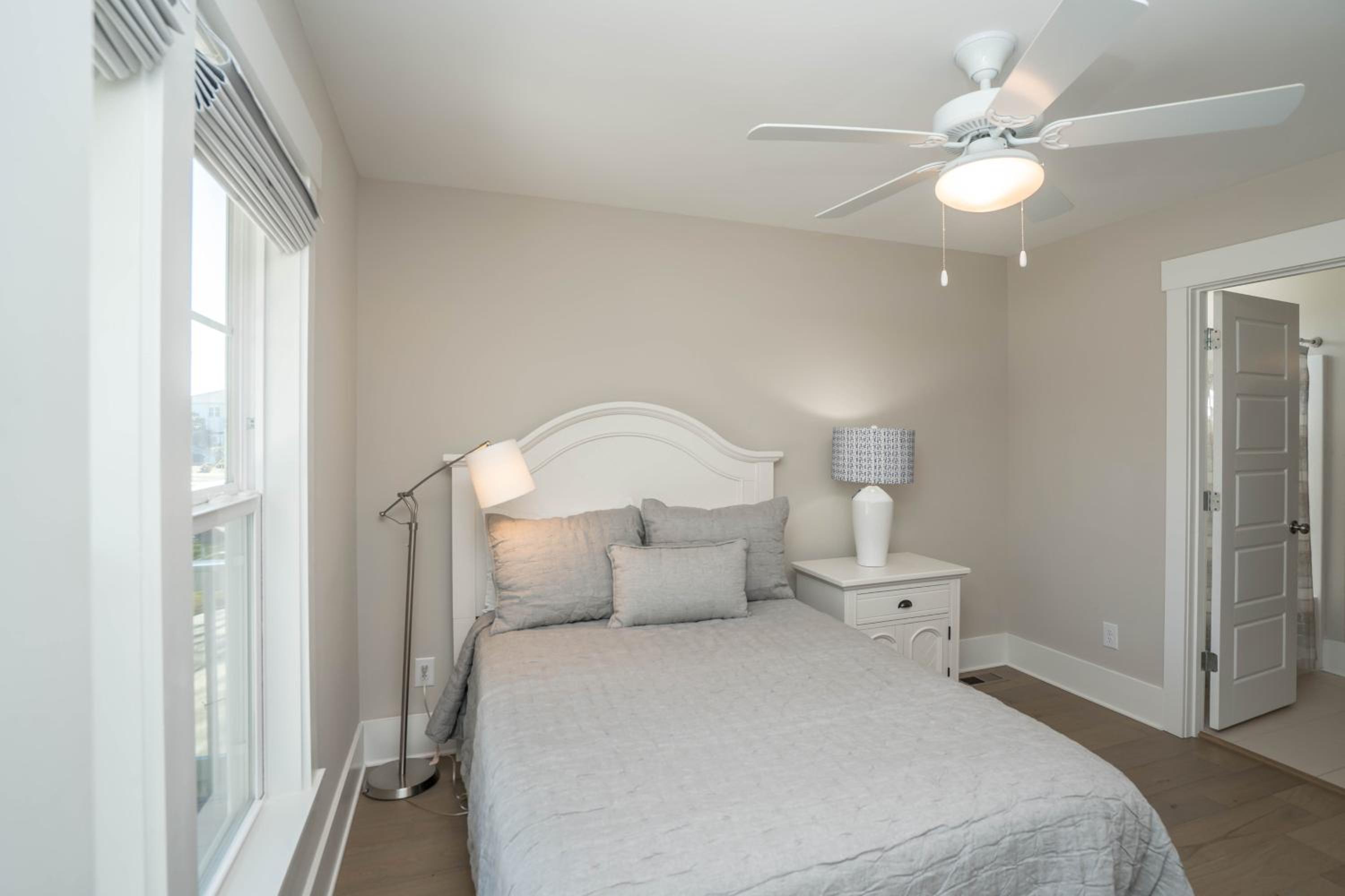 Beautiful Home with a Partial Ocean View & Reverse Floor Plan. Carolina in my Mind view 4