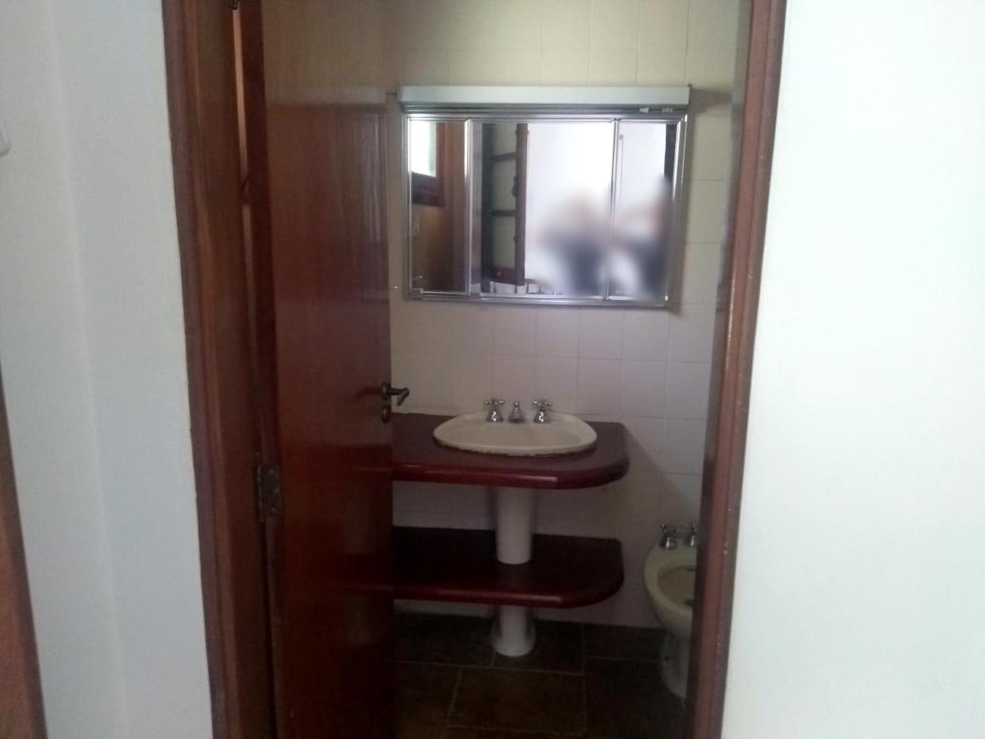 Bela Chacara com sauna lareira e lazer em Itu SP