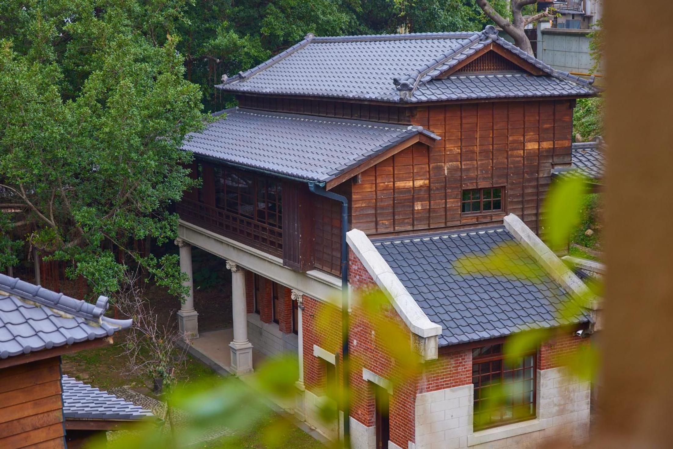 Kyokusui Hotspring Hotel