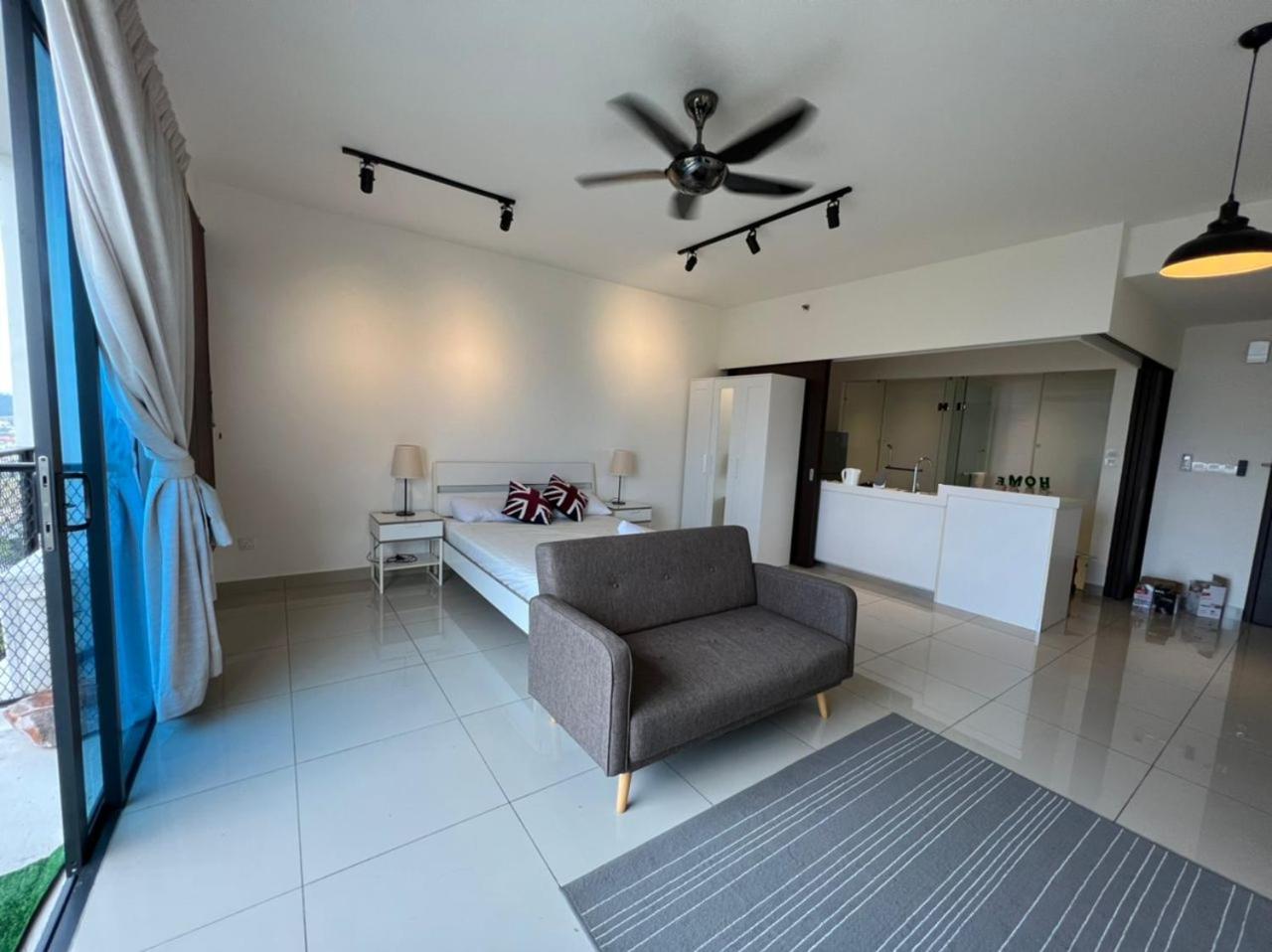 Francesco Suite - Trefoil Setia Alam-Near Setia City Mall & Setia Convention Centre photo 5