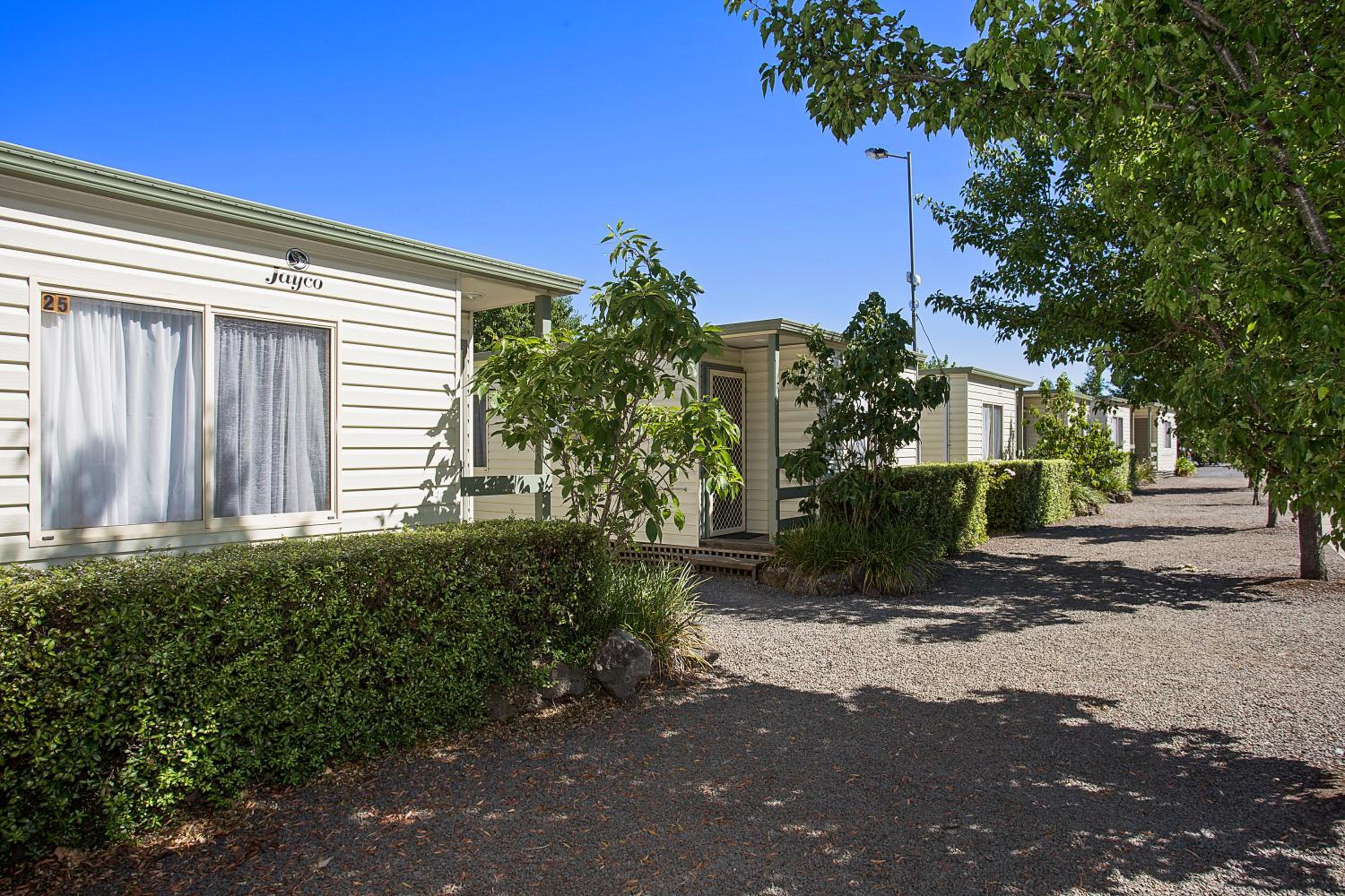 Lake Hamilton Motor Village and Caravan Park