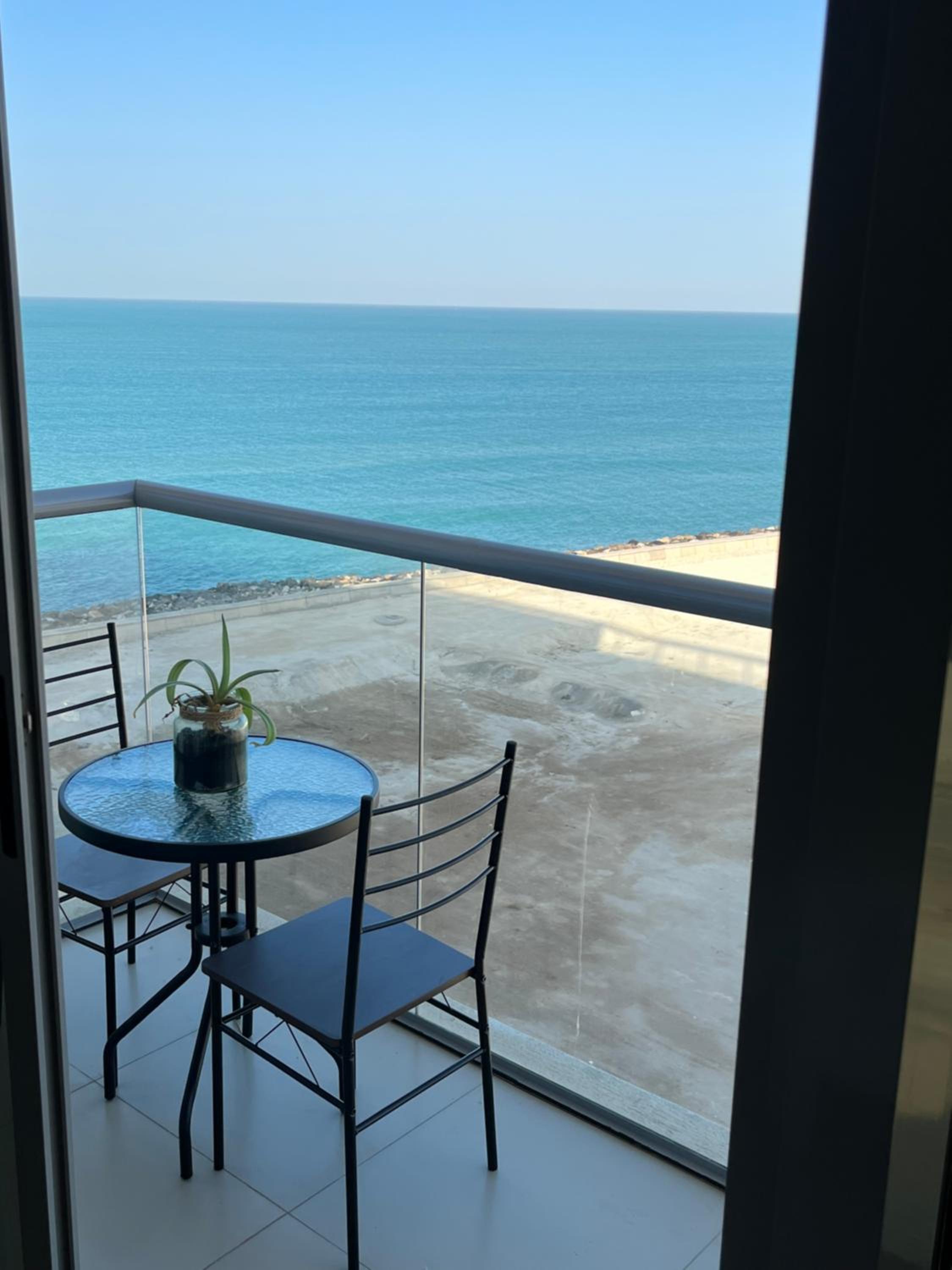 Incredible Ocean View Studio Aprtment in Al Marjan Island