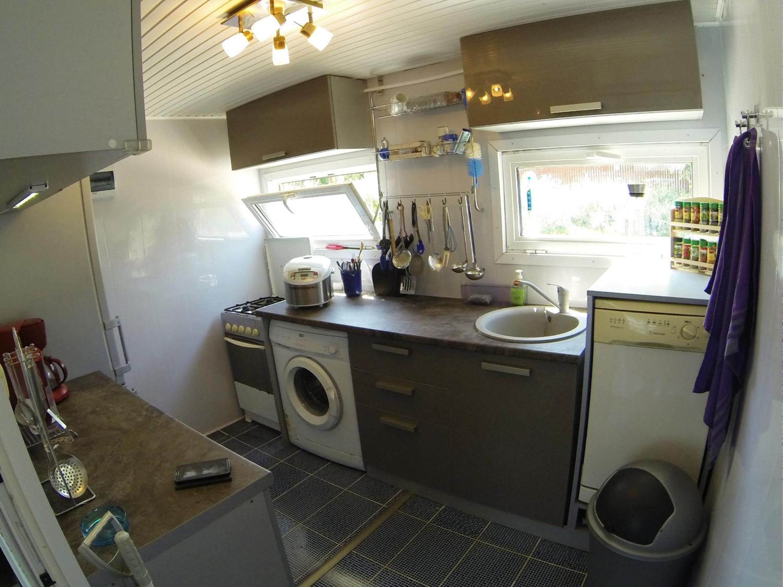 Photo 11
