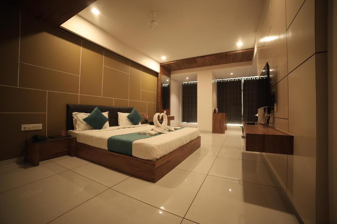 HOTEL CARREFOUR