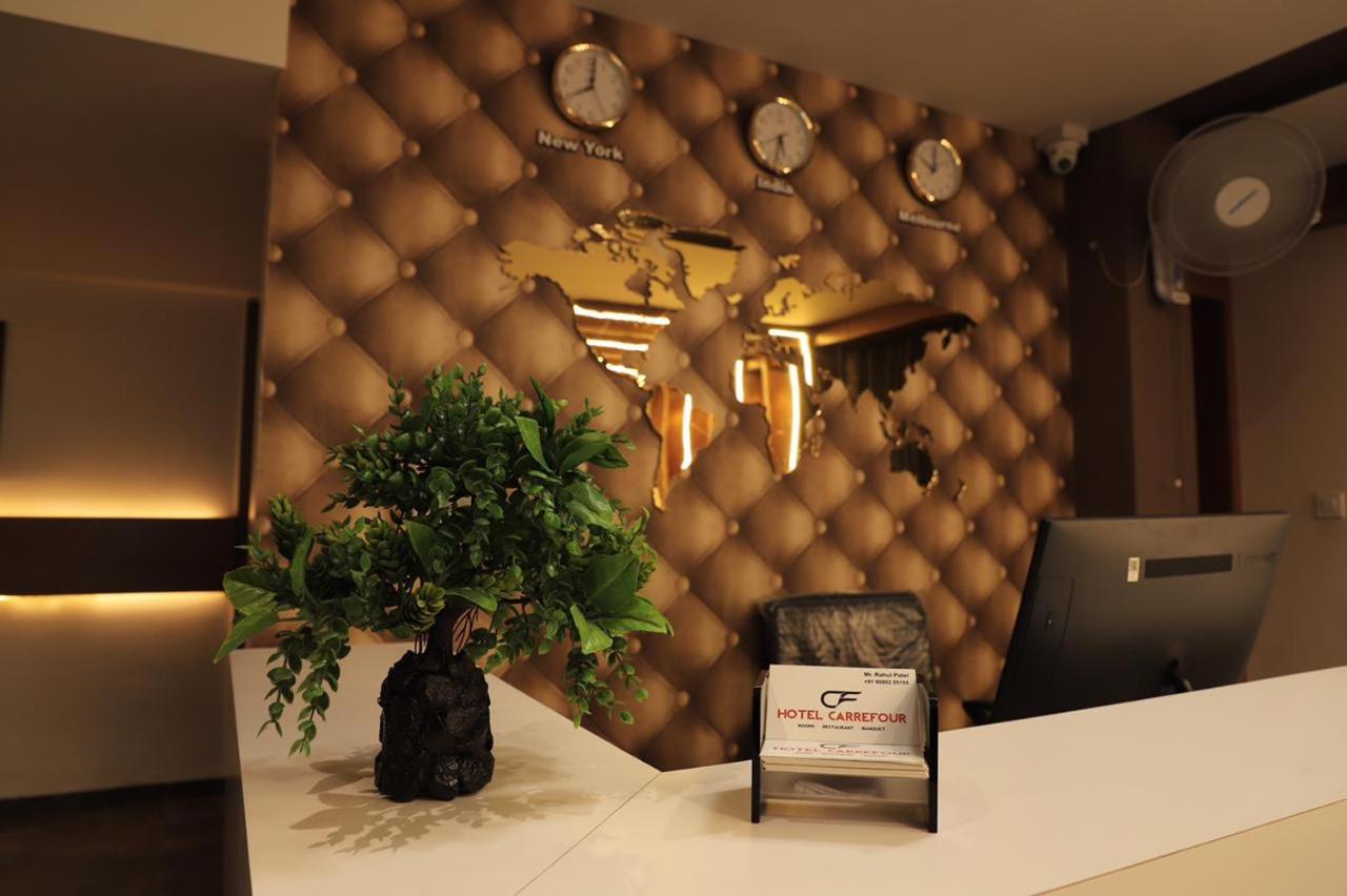 HOTEL CARREFOUR