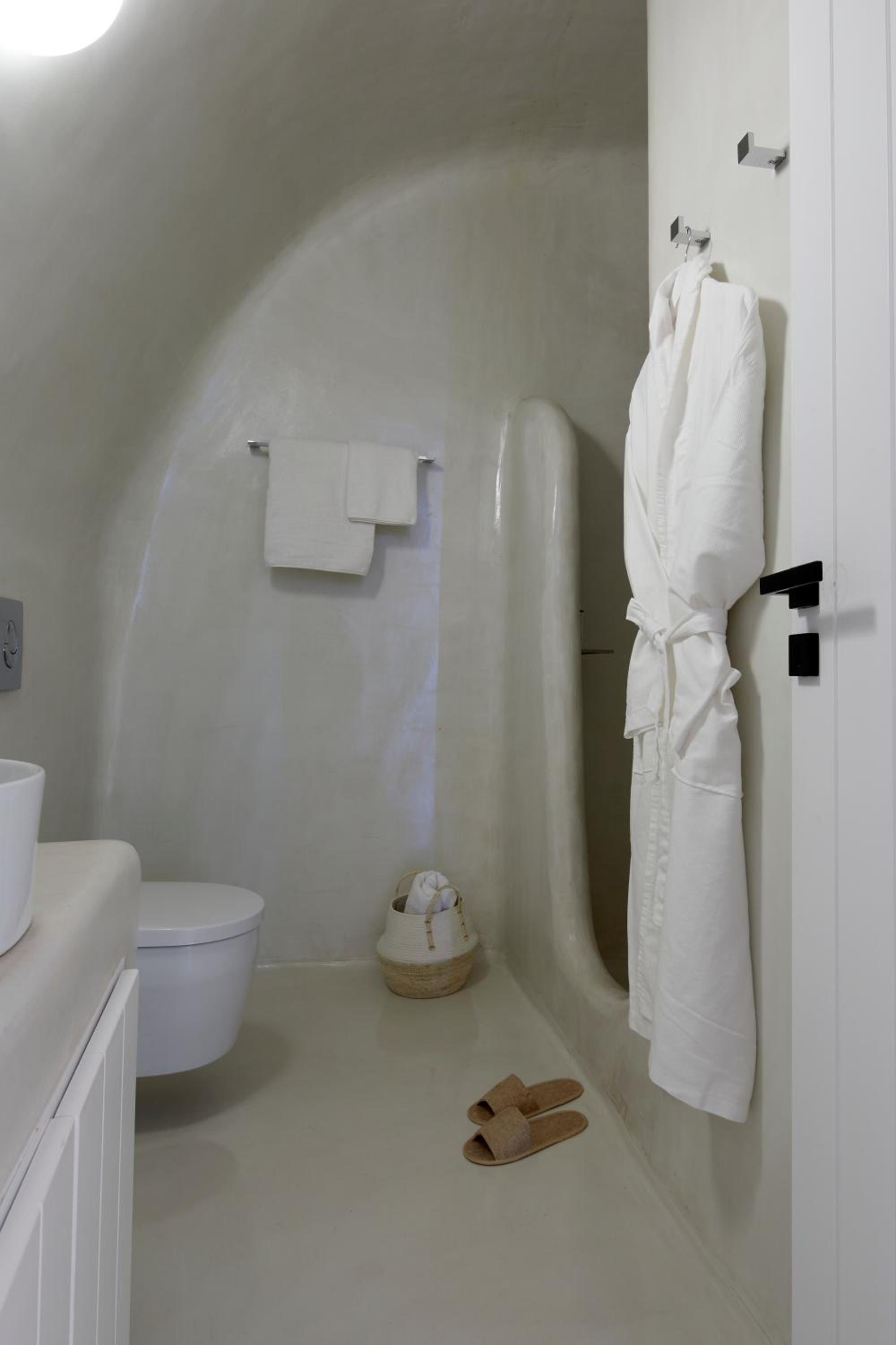 Olea Cave House
