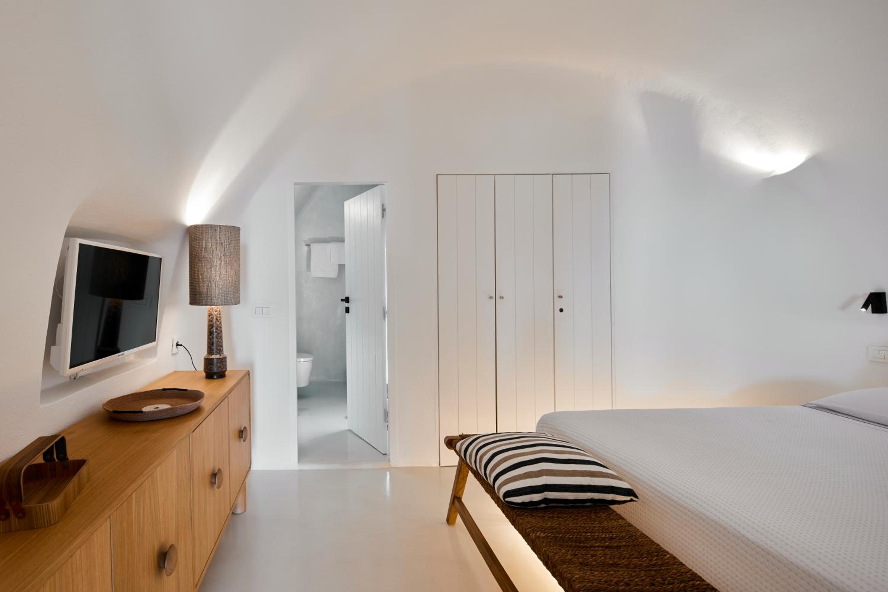 Olea Cave House
