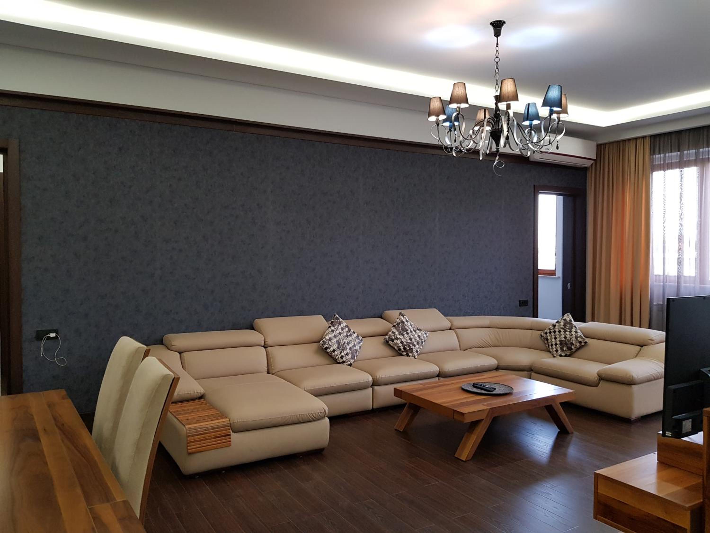Northern Avenue, 4 bedrooms Grand & Luxe apartment T8