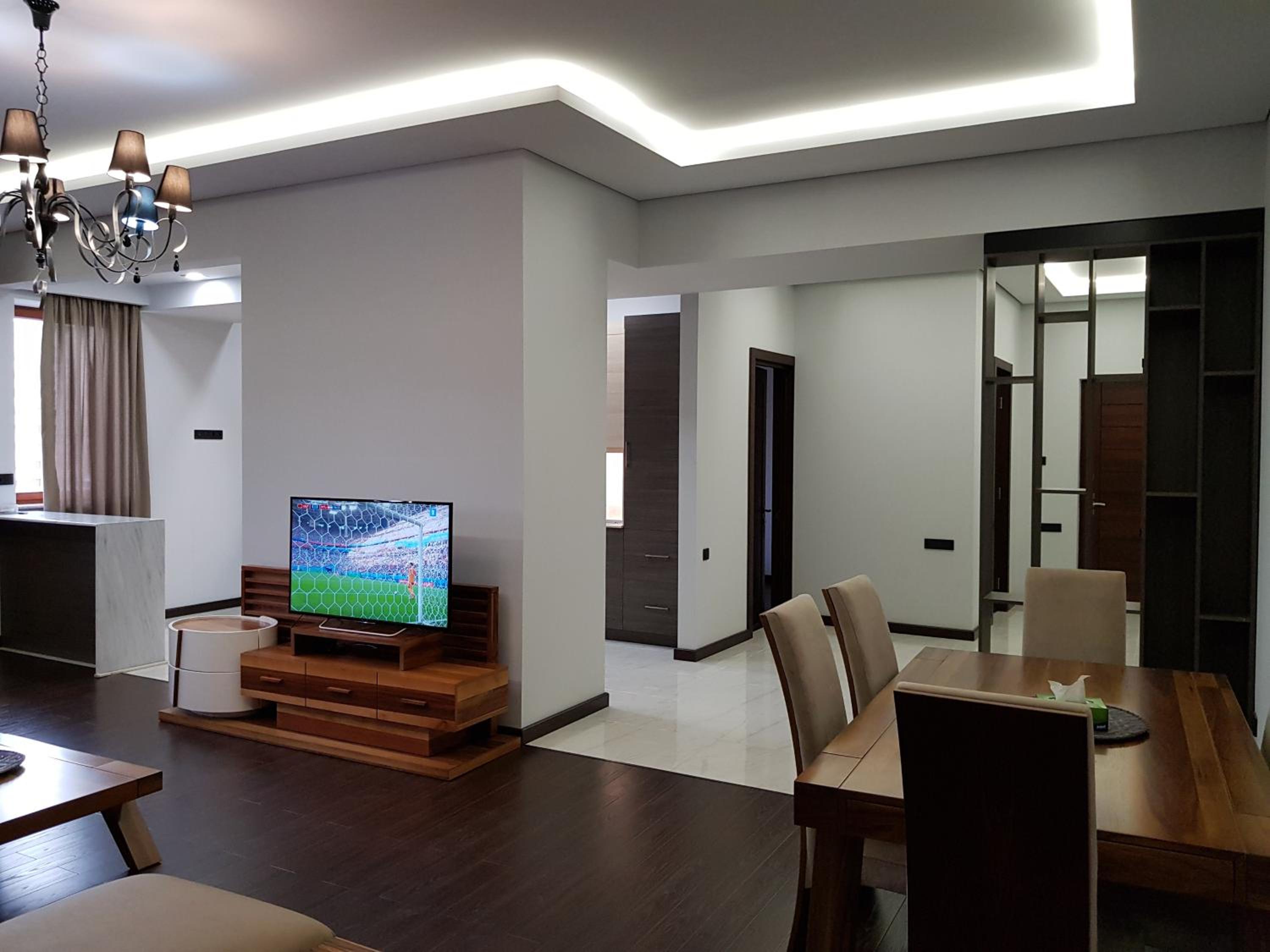 Northern Avenue, 4 bedrooms Grand & Luxe apartment T8