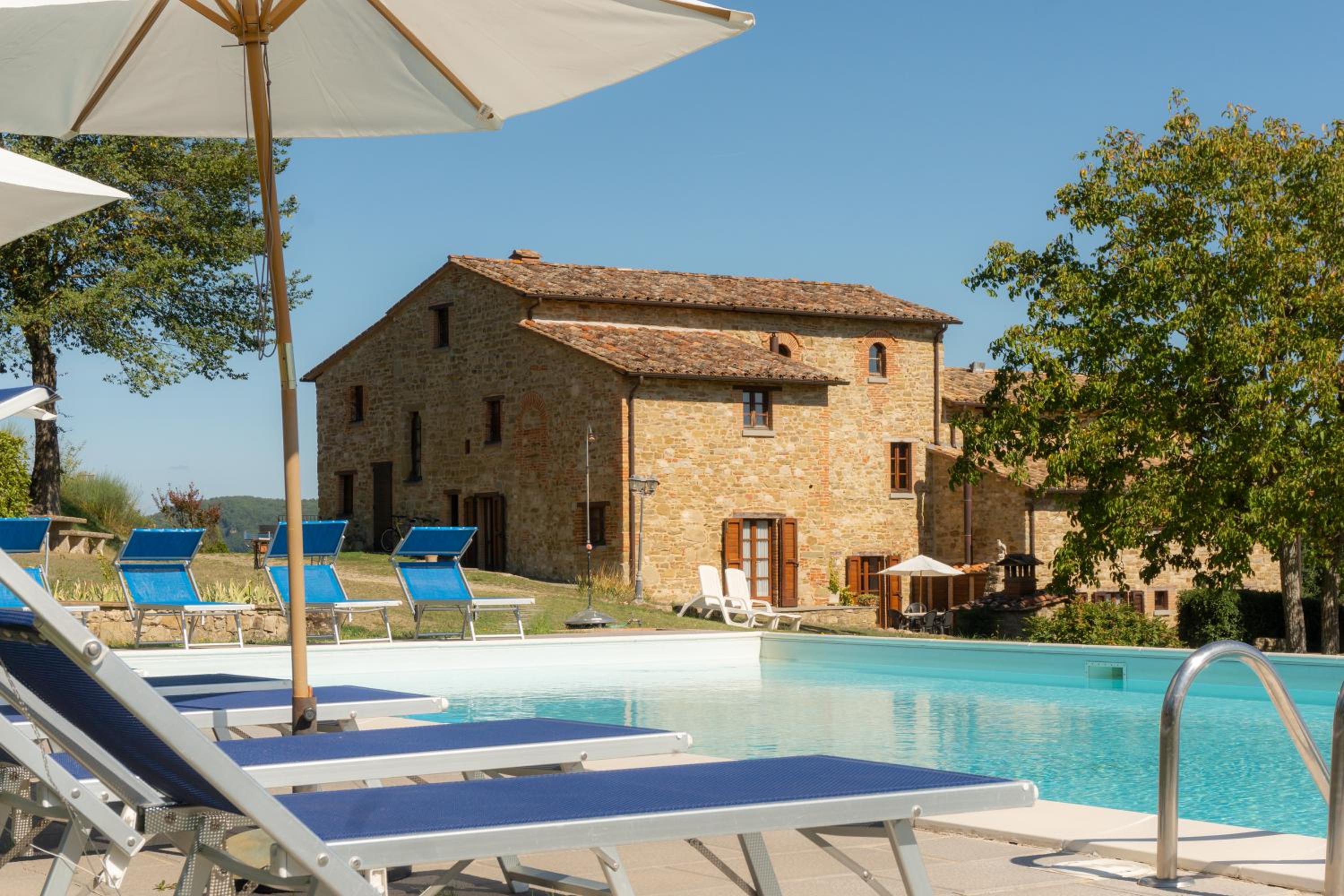 Villa al Confine by Mmega view 3