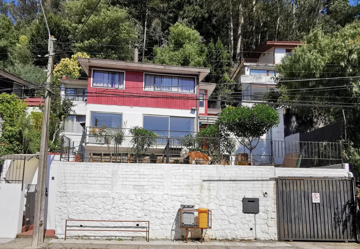 Hotel Hostal Vivo Concepción - Image 1