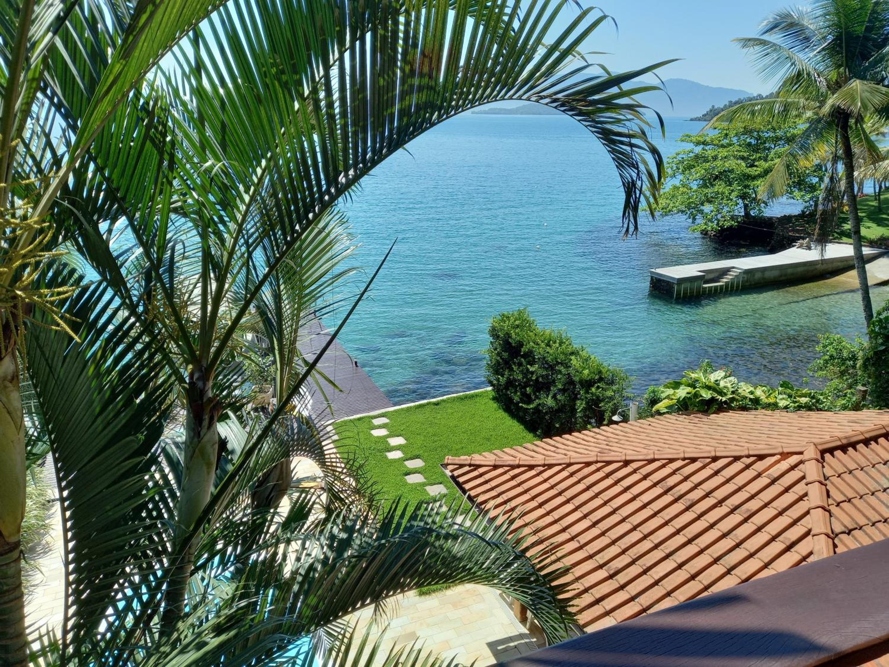 CASA MARAVILHOSA à BEIRA MAR EM ANGRA DOS REIS