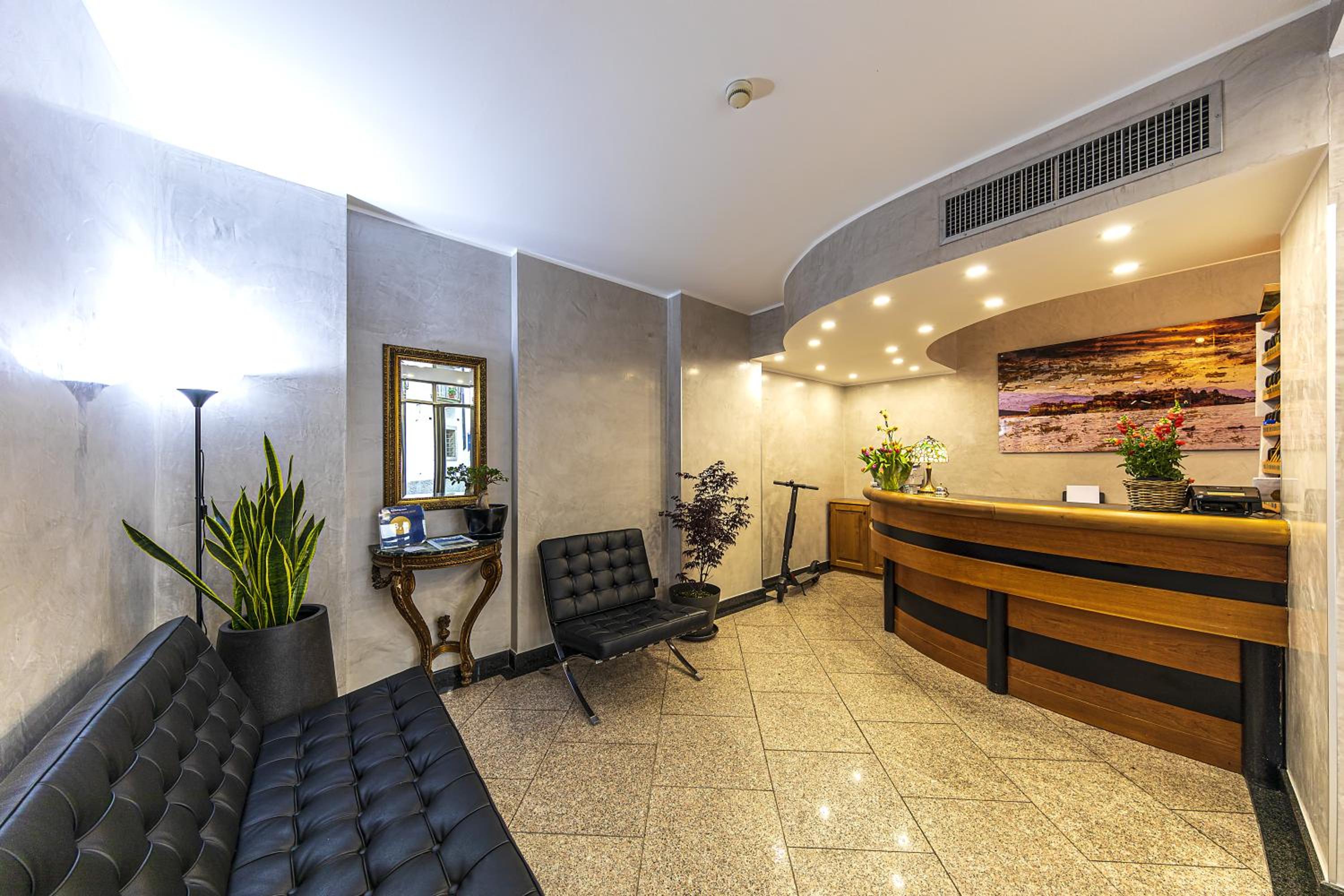 Verbania Vacations - Intra Hotel - Property Image 4