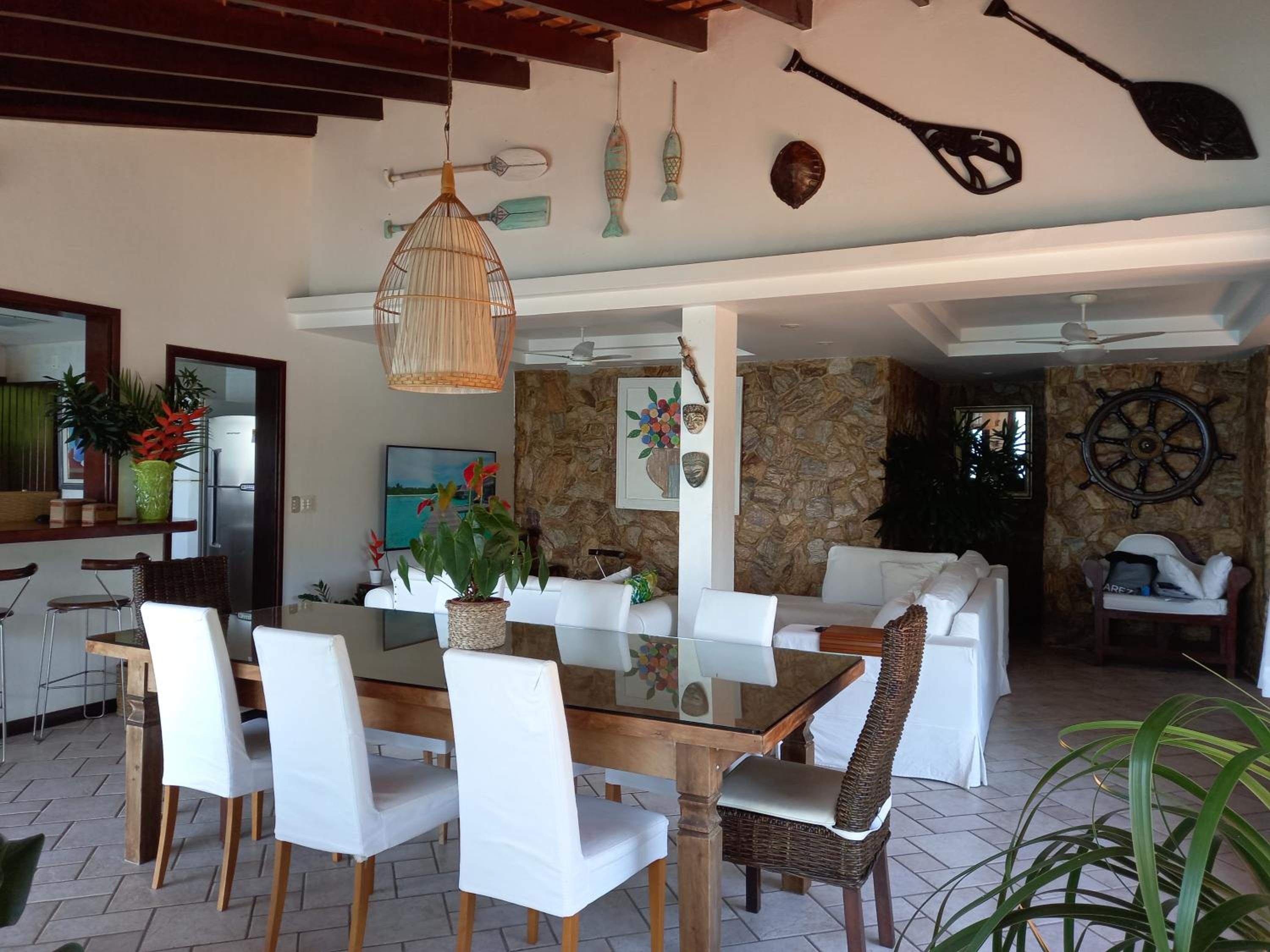 CASA MARAVILHOSA à BEIRA MAR EM ANGRA DOS REIS