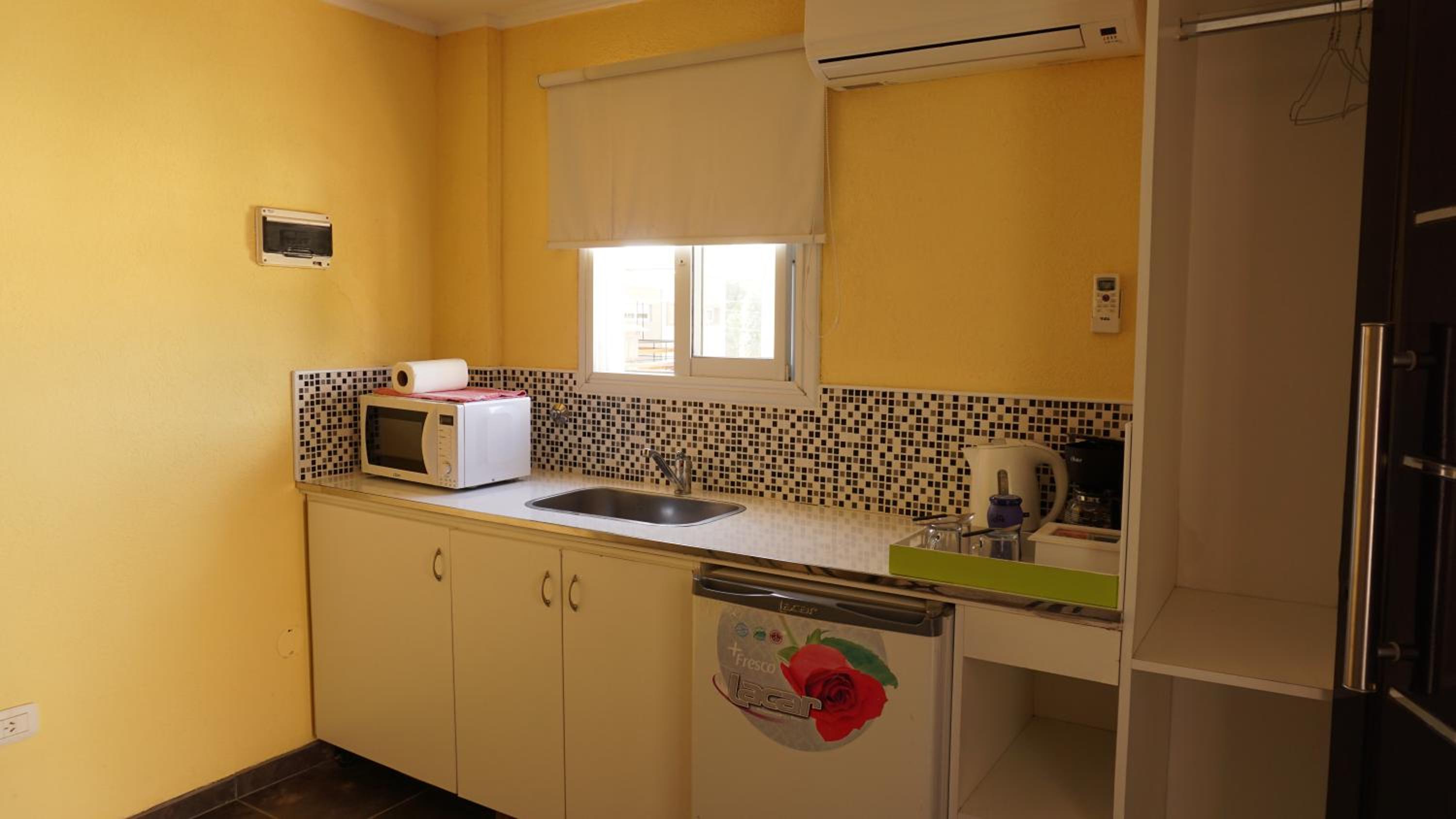 Laguna Park Duplex & Suites